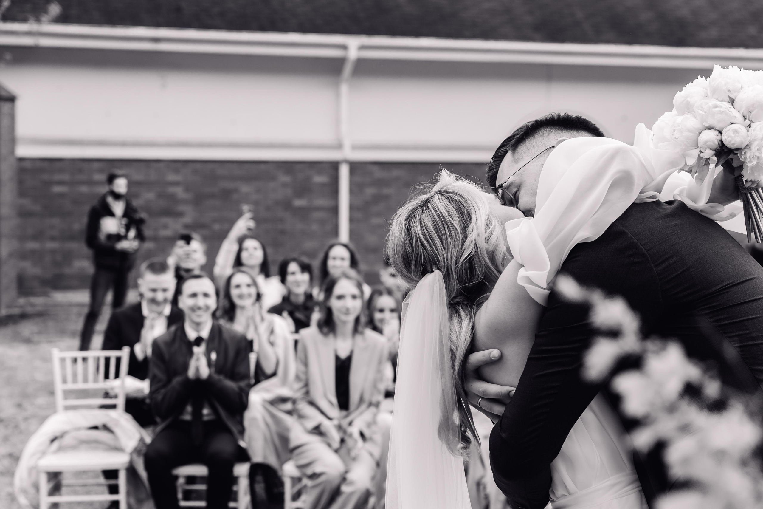 Свадьба любящих людей в Красноярске. Свадебный фотограф-видеограф в Красноярске Евгений Константинопольский