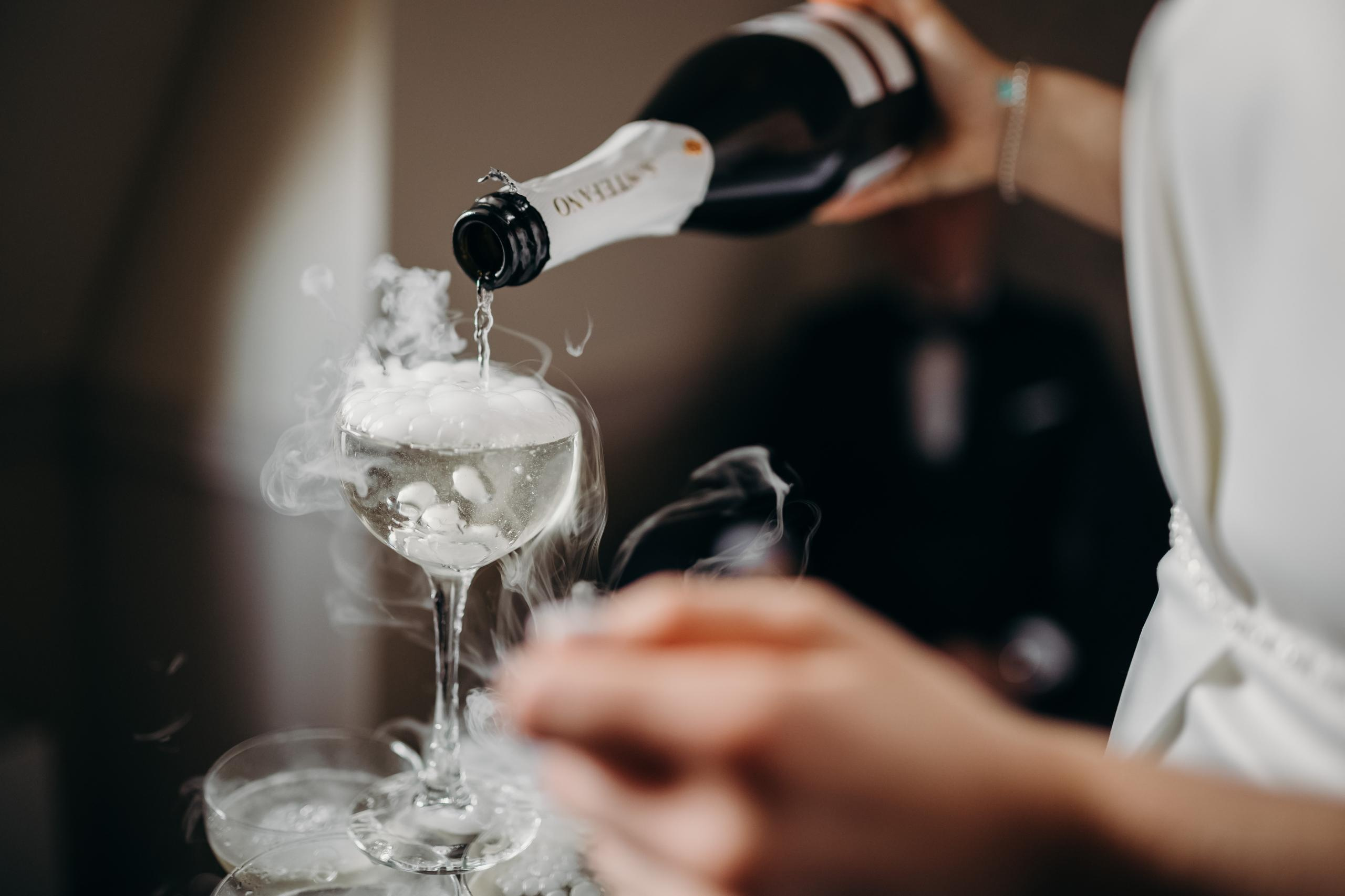 Свадьба красивых людей в Красноярске. Свадебный фотограф-видеограф в Красноярске Евгений Константинопольский