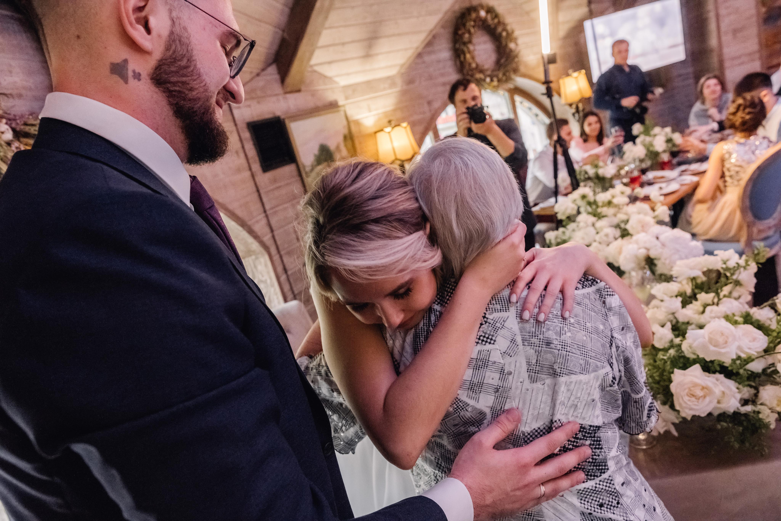 Свадьба любящих людей в Красноярске. Свадебный фотограф-видеограф в Красноярске Евгений Константинопольский