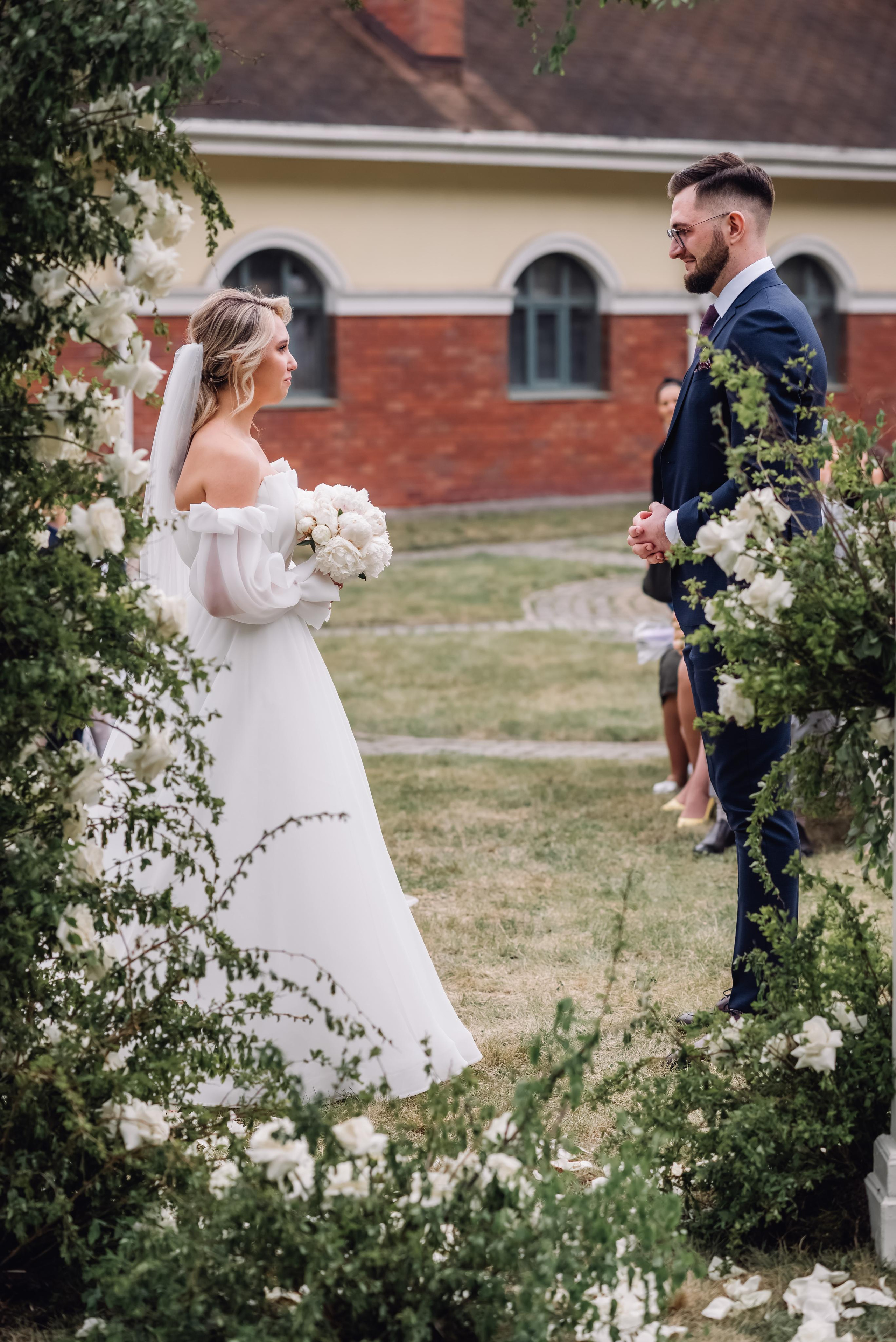 Свадьба любящих людей в Красноярске. Свадебный фотограф-видеограф в Красноярске Евгений Константинопольский