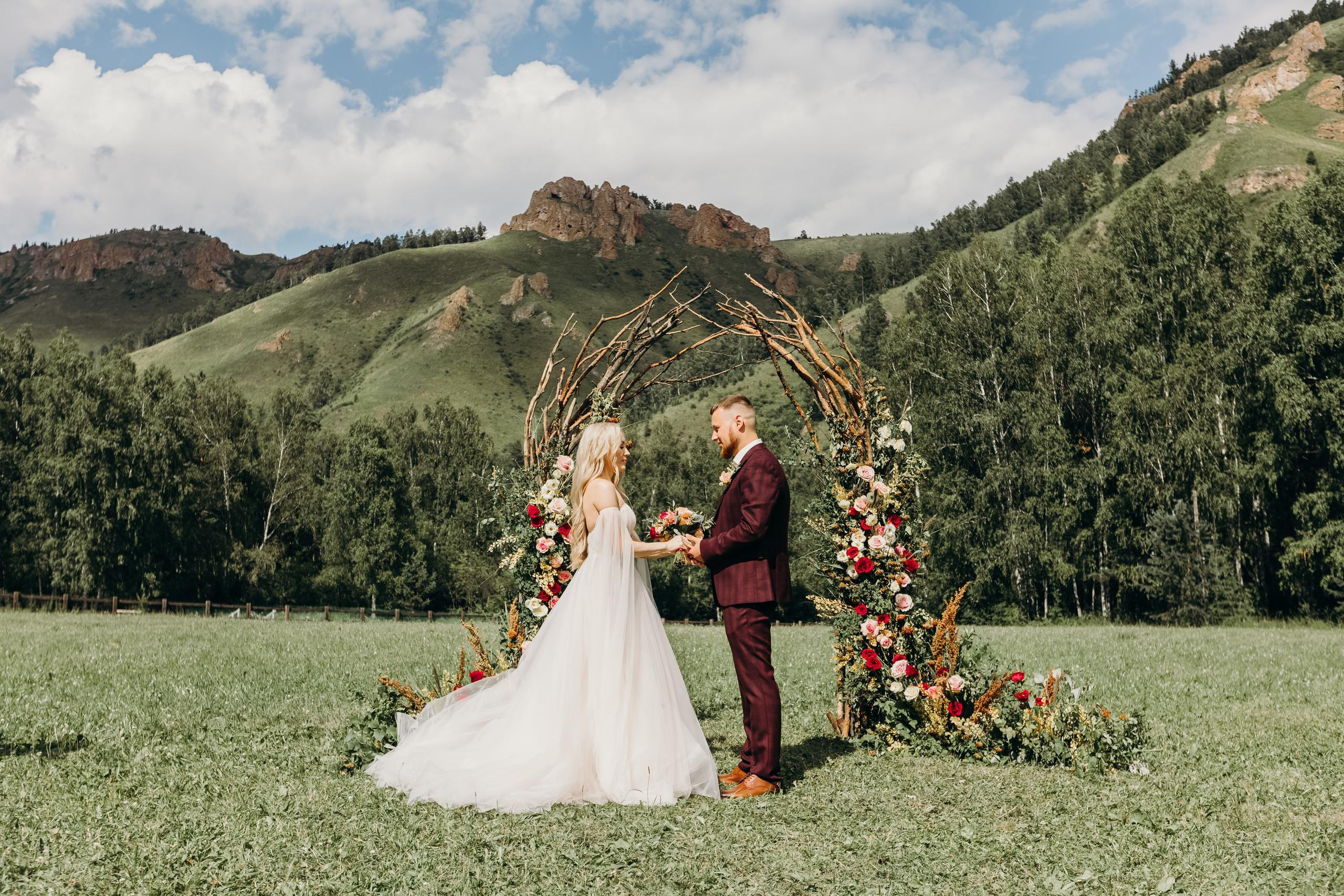 Душевная свадьба в Красноярске. Свадебный фотограф-видеограф в Красноярске Евгений Константинопольский