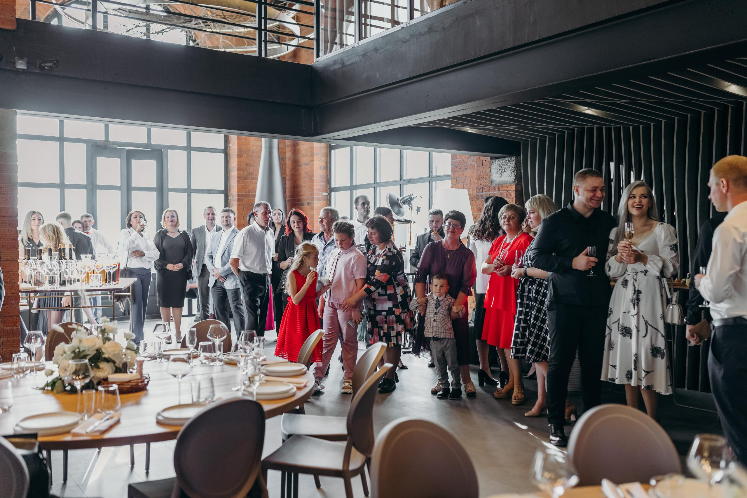 Свадьба красивых людей в Красноярске. Свадебный фотограф-видеограф в Красноярске Евгений Константинопольский