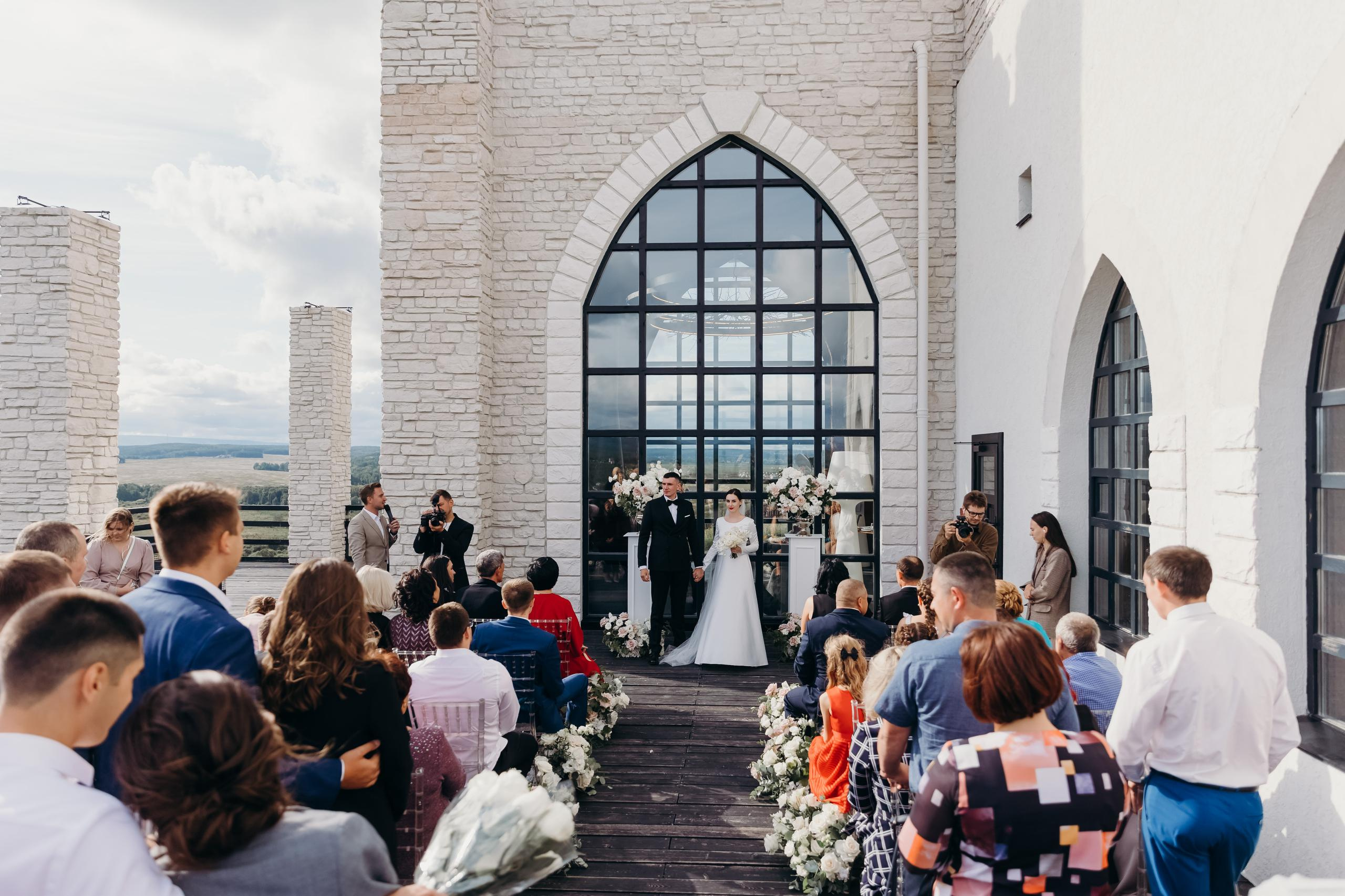 Свадьба красивых людей в Красноярске. Свадебный фотограф-видеограф в Красноярске Евгений Константинопольский