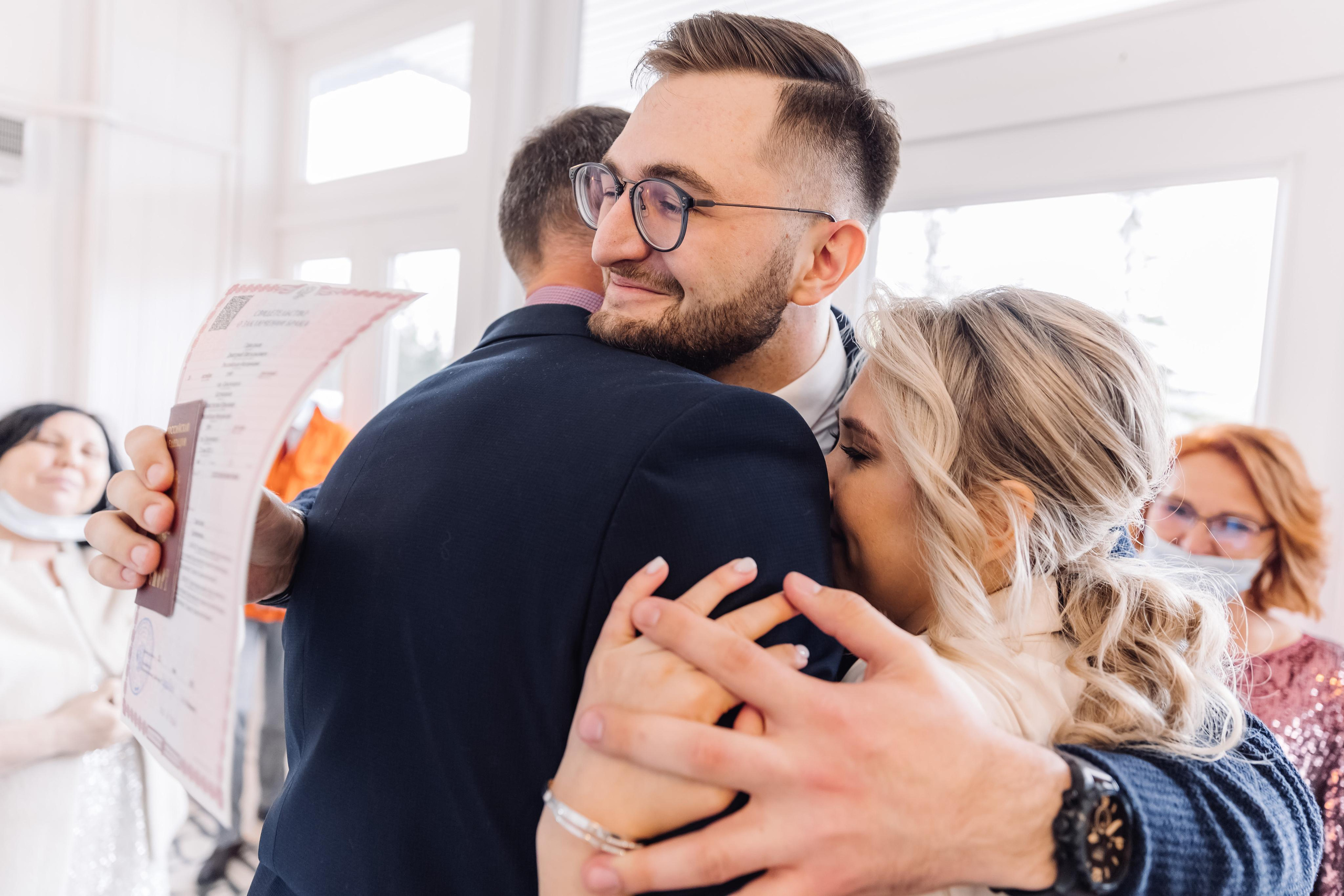 Свадьба любящих людей в Красноярске. Свадебный фотограф-видеограф в Красноярске Евгений Константинопольский