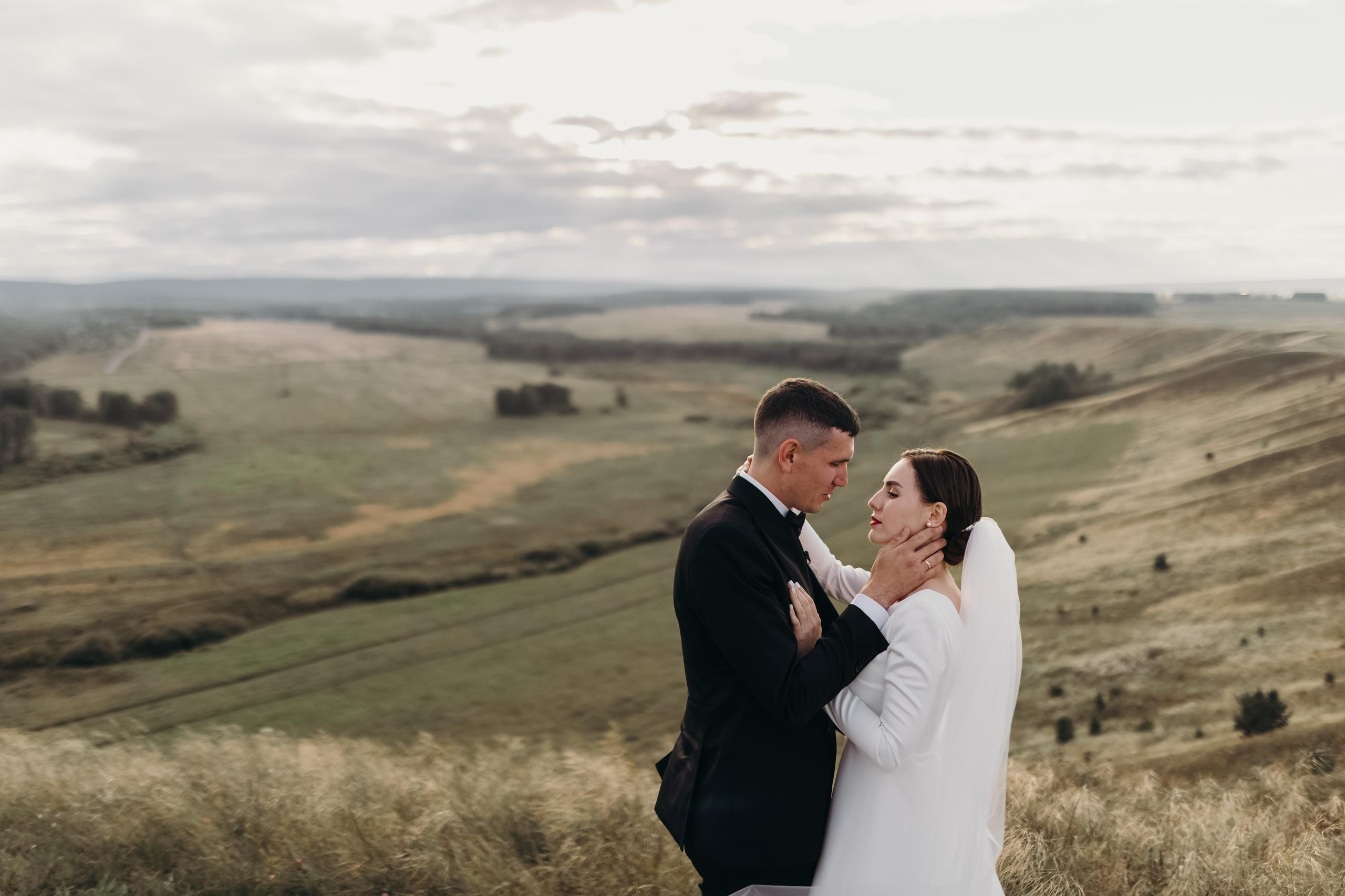 Свадьба красивых людей в Красноярске. Свадебный фотограф-видеограф в Красноярске Евгений Константинопольский