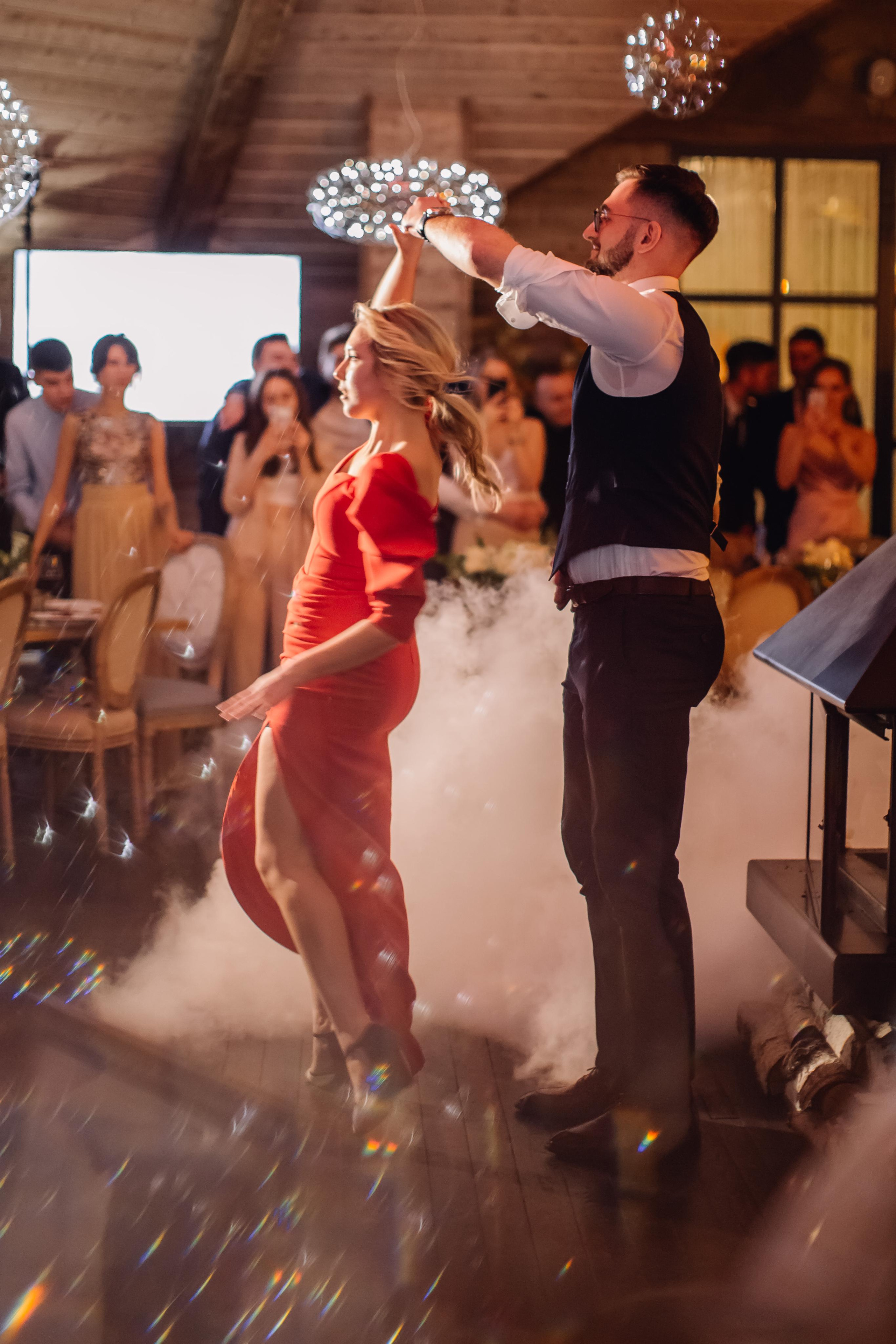 Свадьба любящих людей в Красноярске. Свадебный фотограф-видеограф в Красноярске Евгений Константинопольский