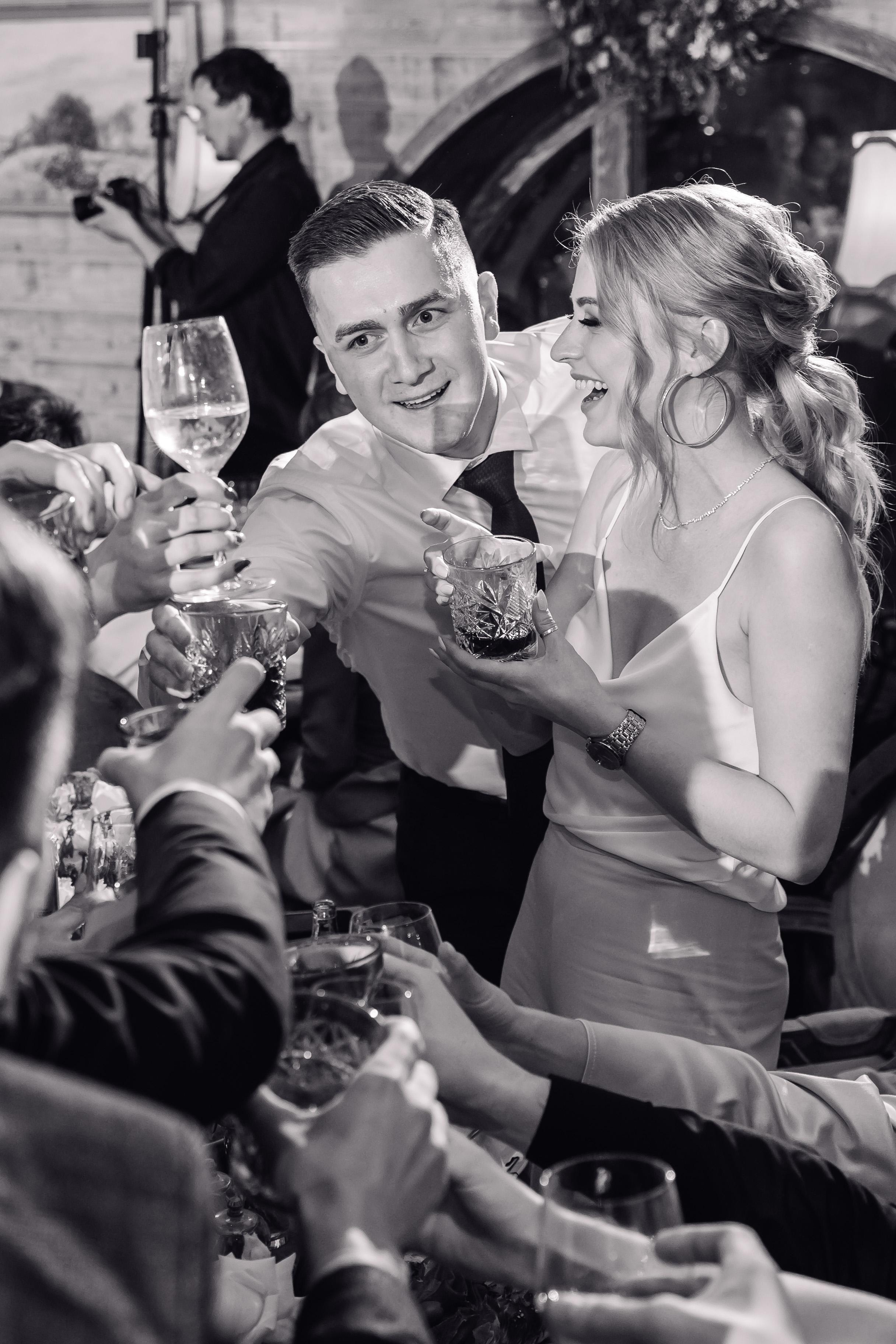 Свадьба любящих людей в Красноярске. Свадебный фотограф-видеограф в Красноярске Евгений Константинопольский