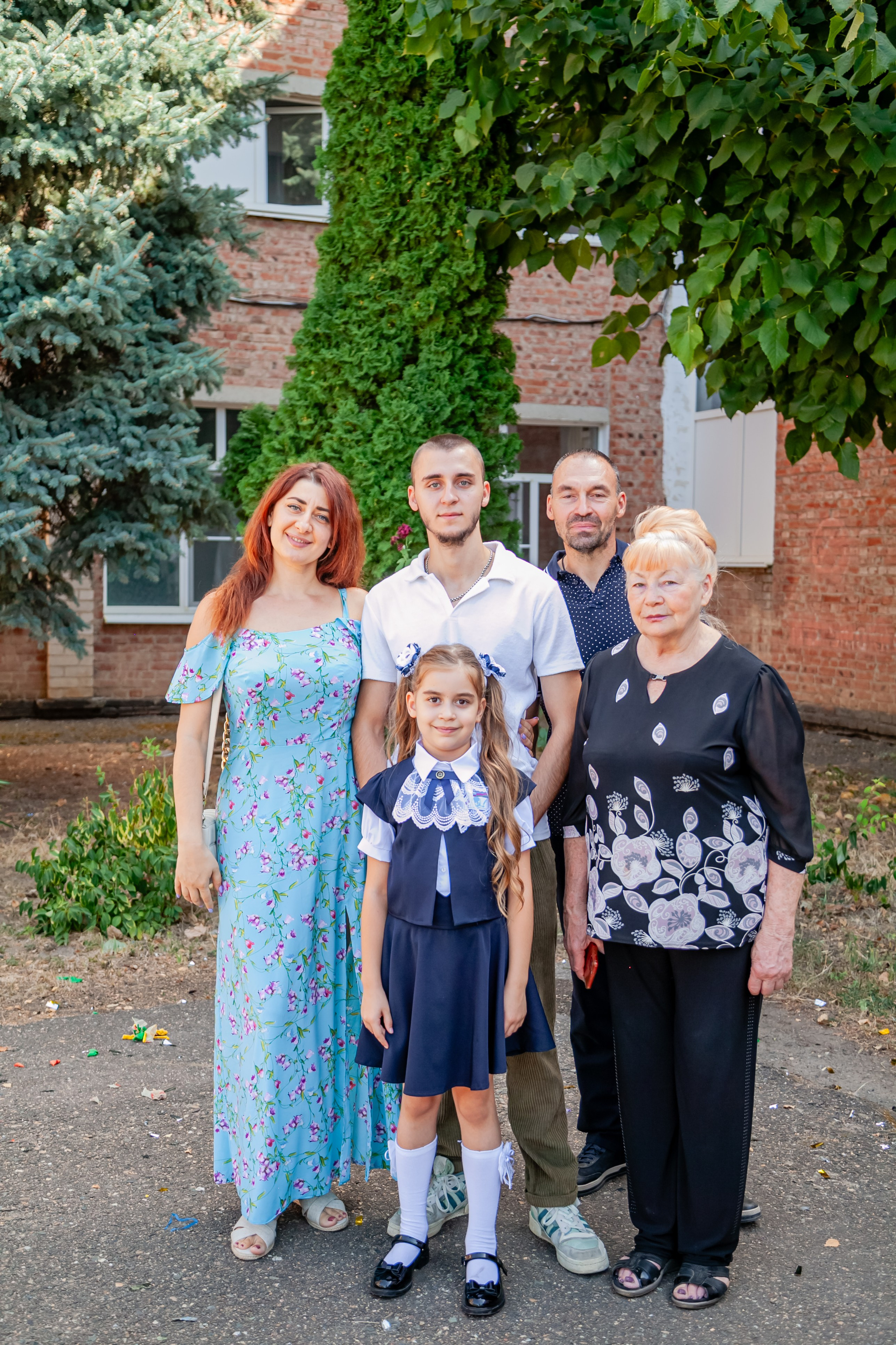 1 сентября линейка. Свадебный и семейный фотограф в Армавире