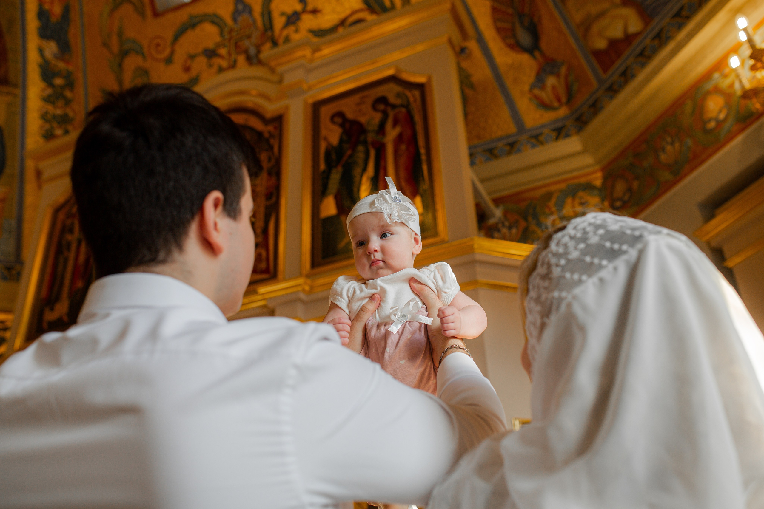 Церковь Рождества Пресвятой Богородицы в Крылатском. Свадебный и семейный фотограф