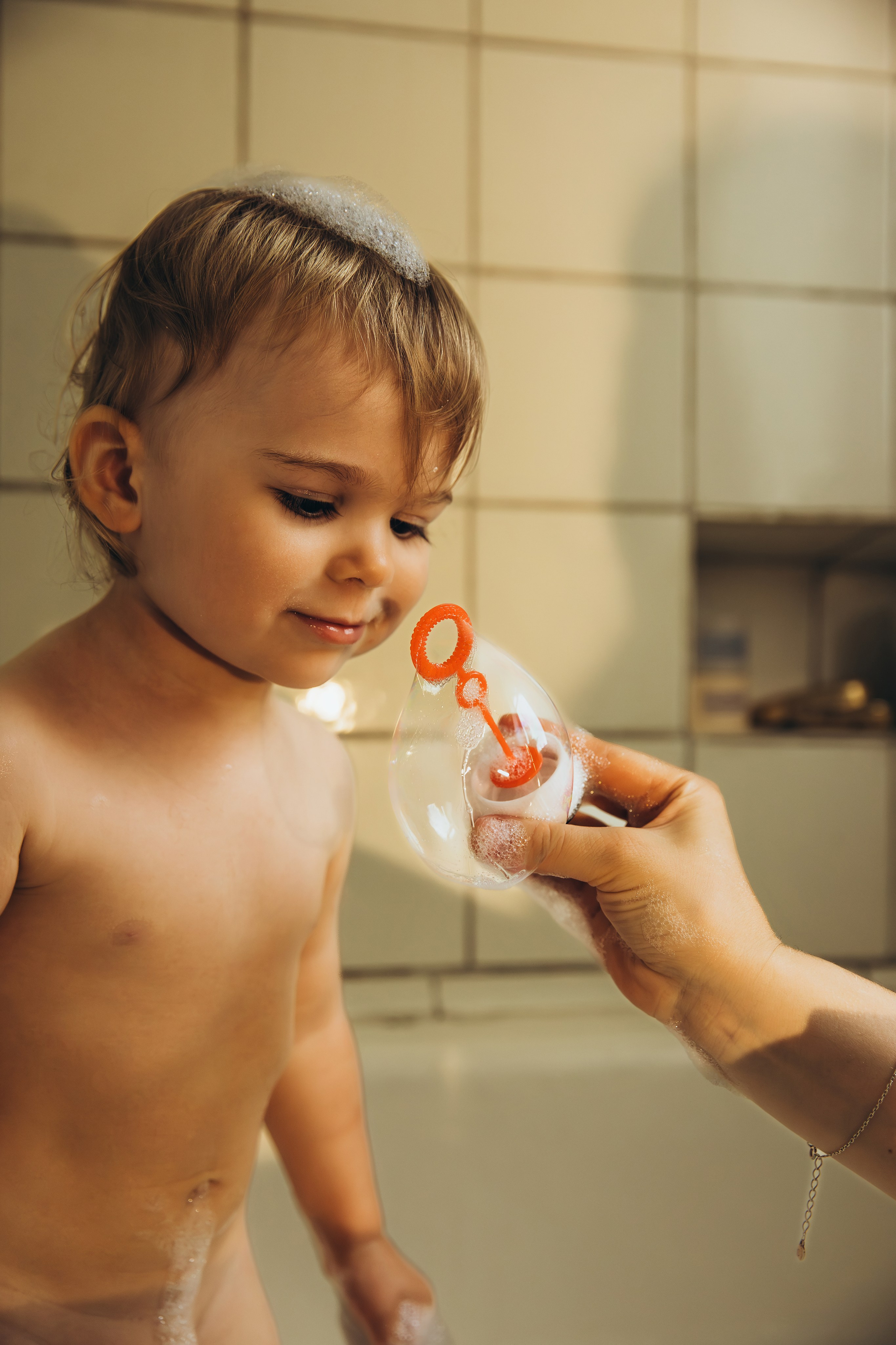 Ванна с пеной. Свадебный и семейный фотограф Москва и Московская область