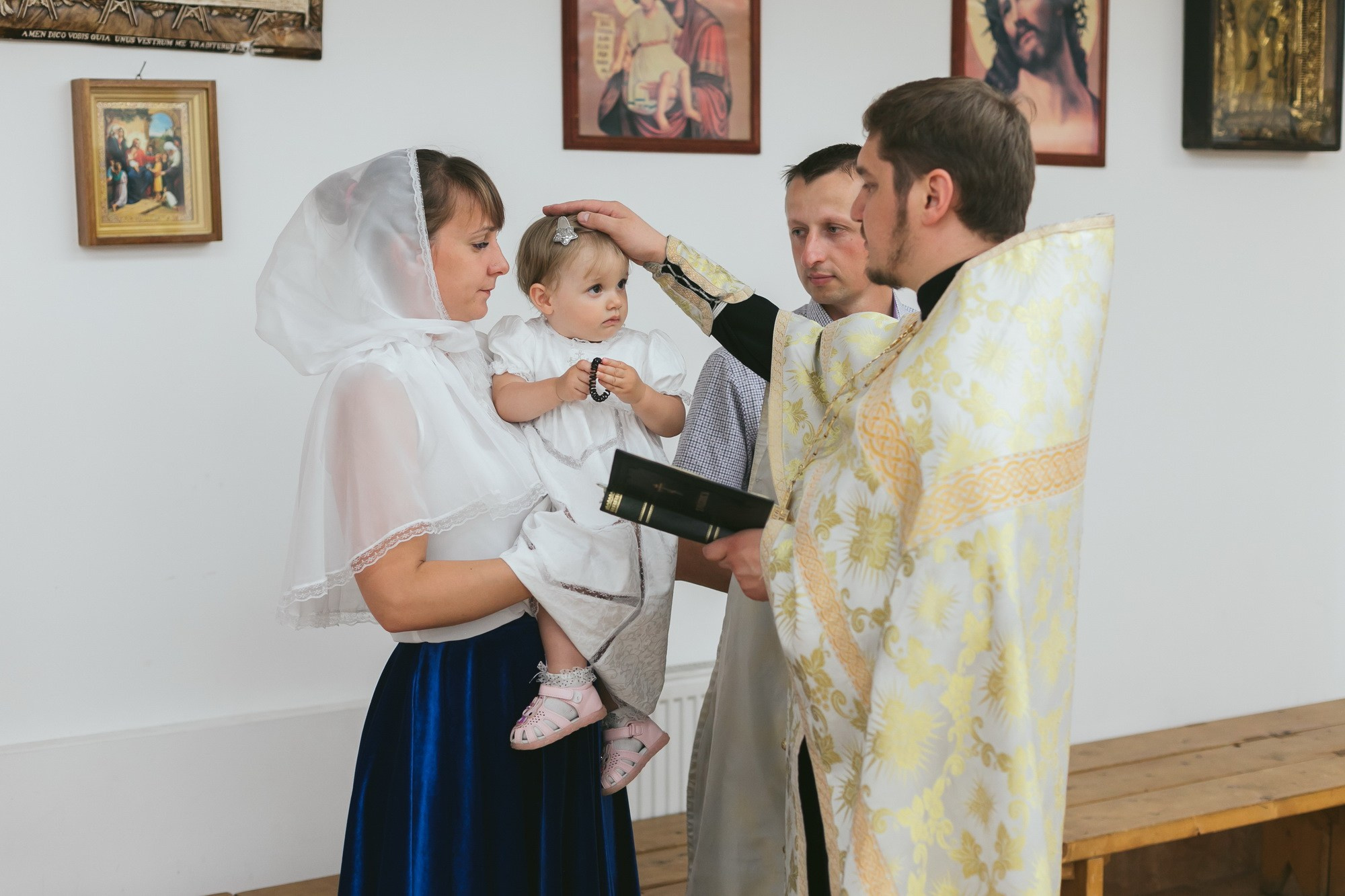 Крещение Церковь Сретения Господня СПб. Фотограф на крещение в Санкт Петербурге