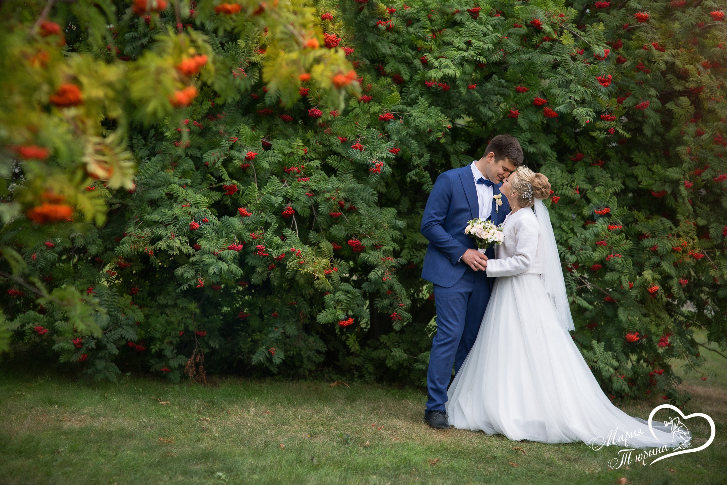 Прогулка по Набережной. Свадебная фотосъёмка в Москве, Туле