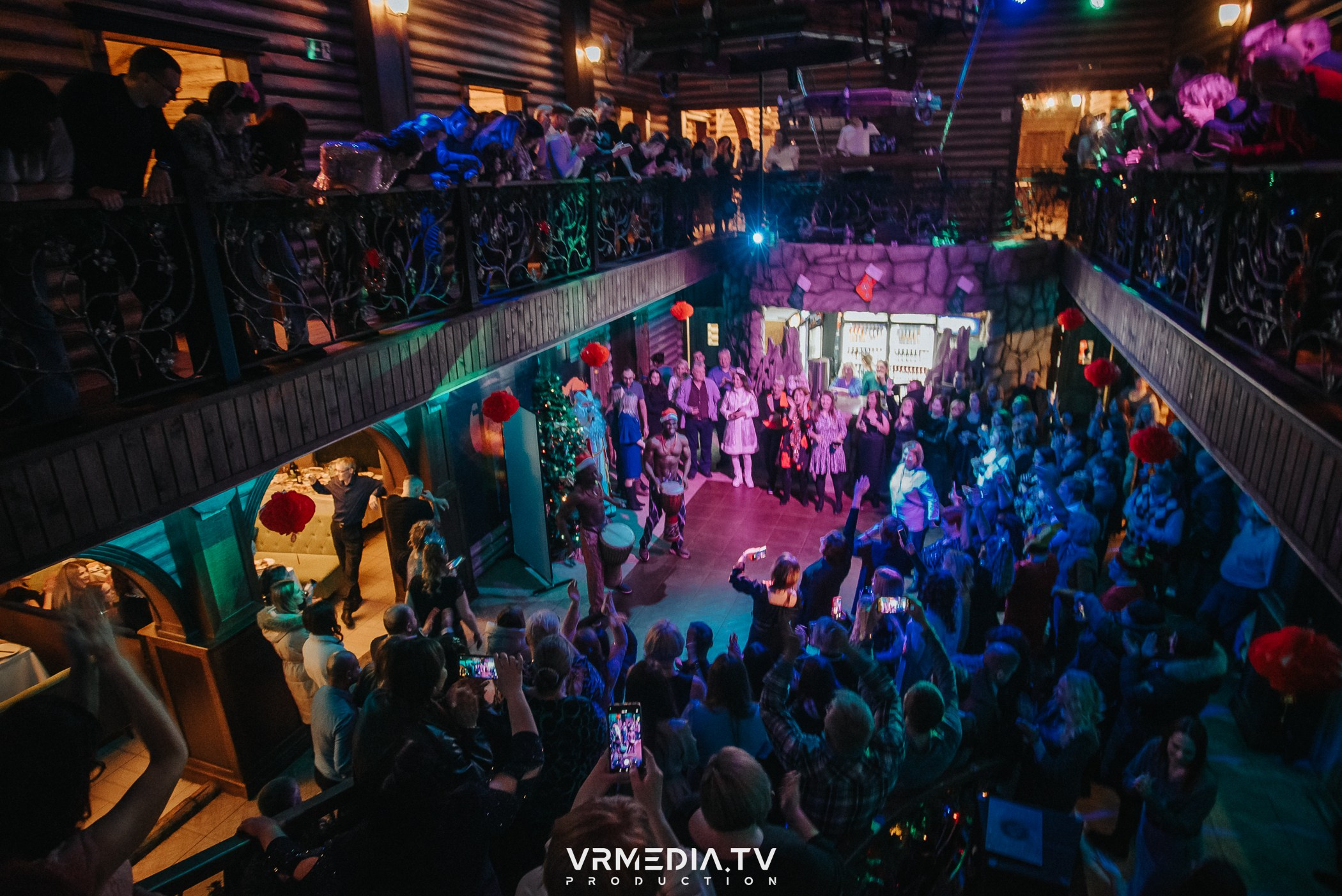 Новогодний вечер «У Петровича»