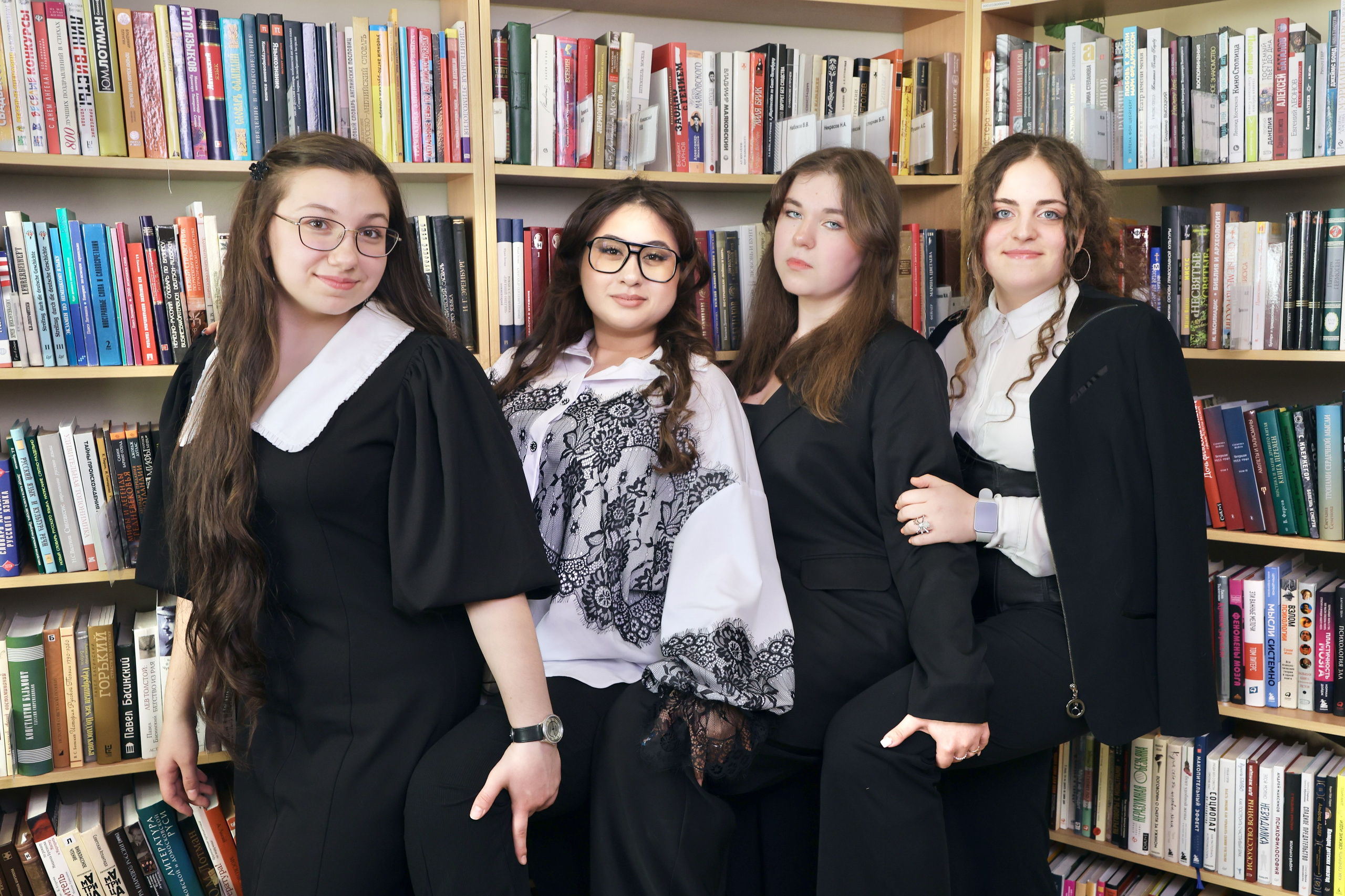 Съёмка в библиотеке. Школьные выпускные альбомы в Москве Марина Николаева