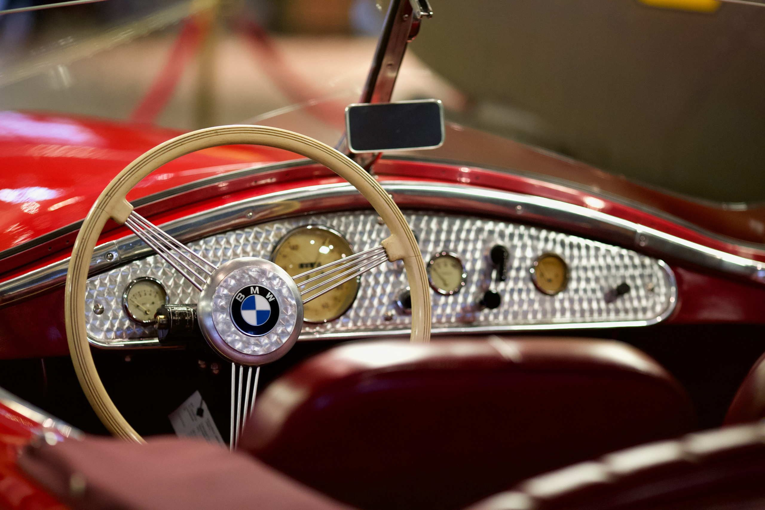 Музей Техники Вадима Задорожного. Школьные выпускные альбомы в Москве Марина Николаева