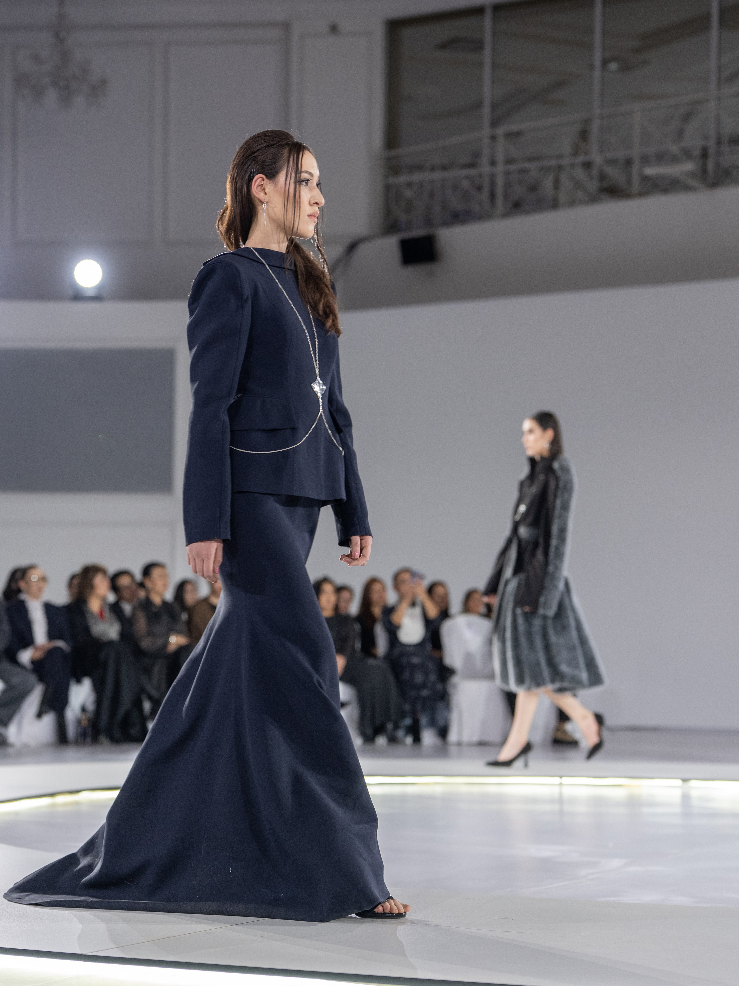 Дизайнер Arunaz. Сайт Алматинского НЮ АРТ, будуар и фэшн фотографа Дениса Карпенко