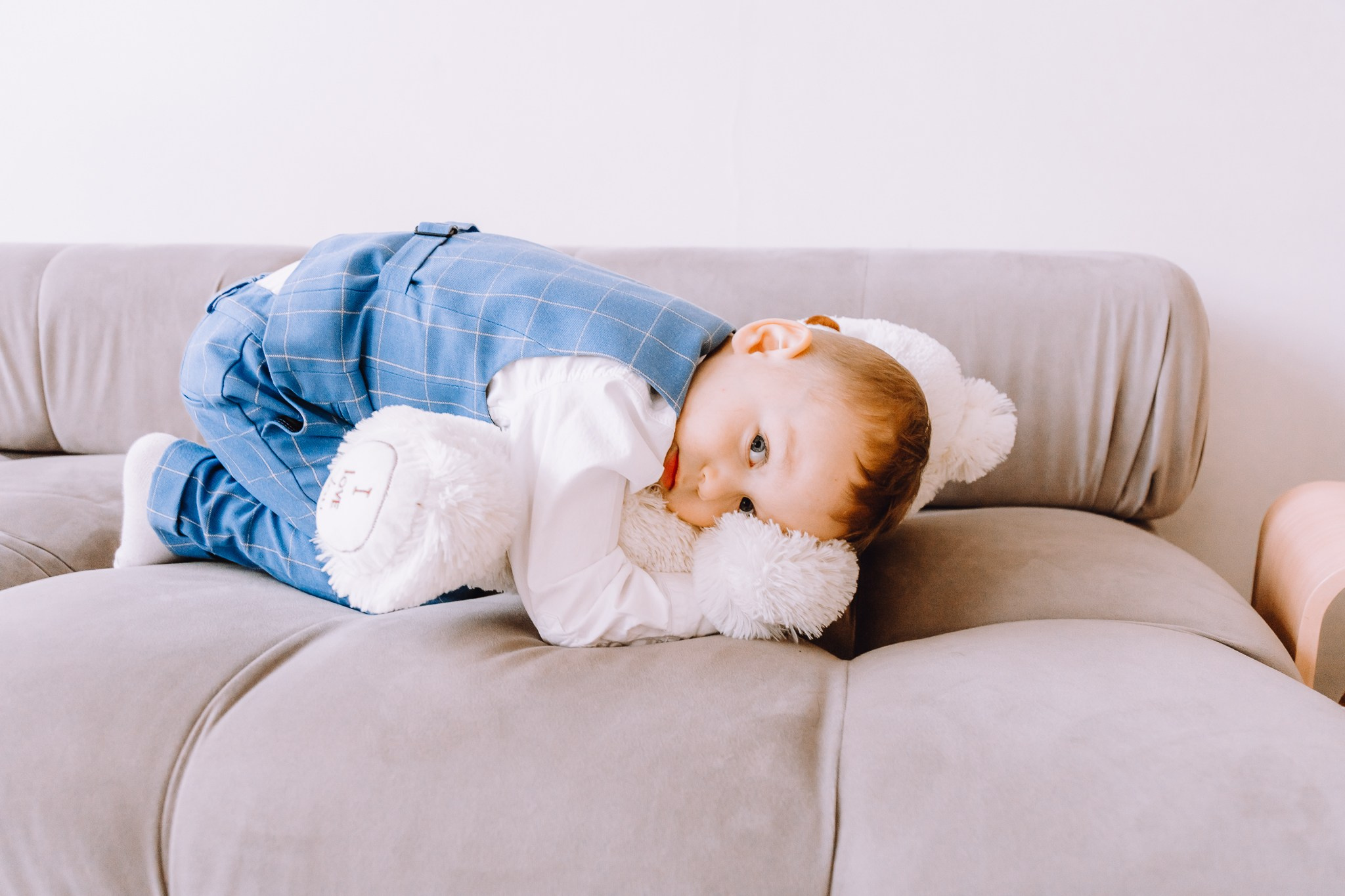 Лева и его родители 🦁. Репортажный и семейный фотограф в Москве
