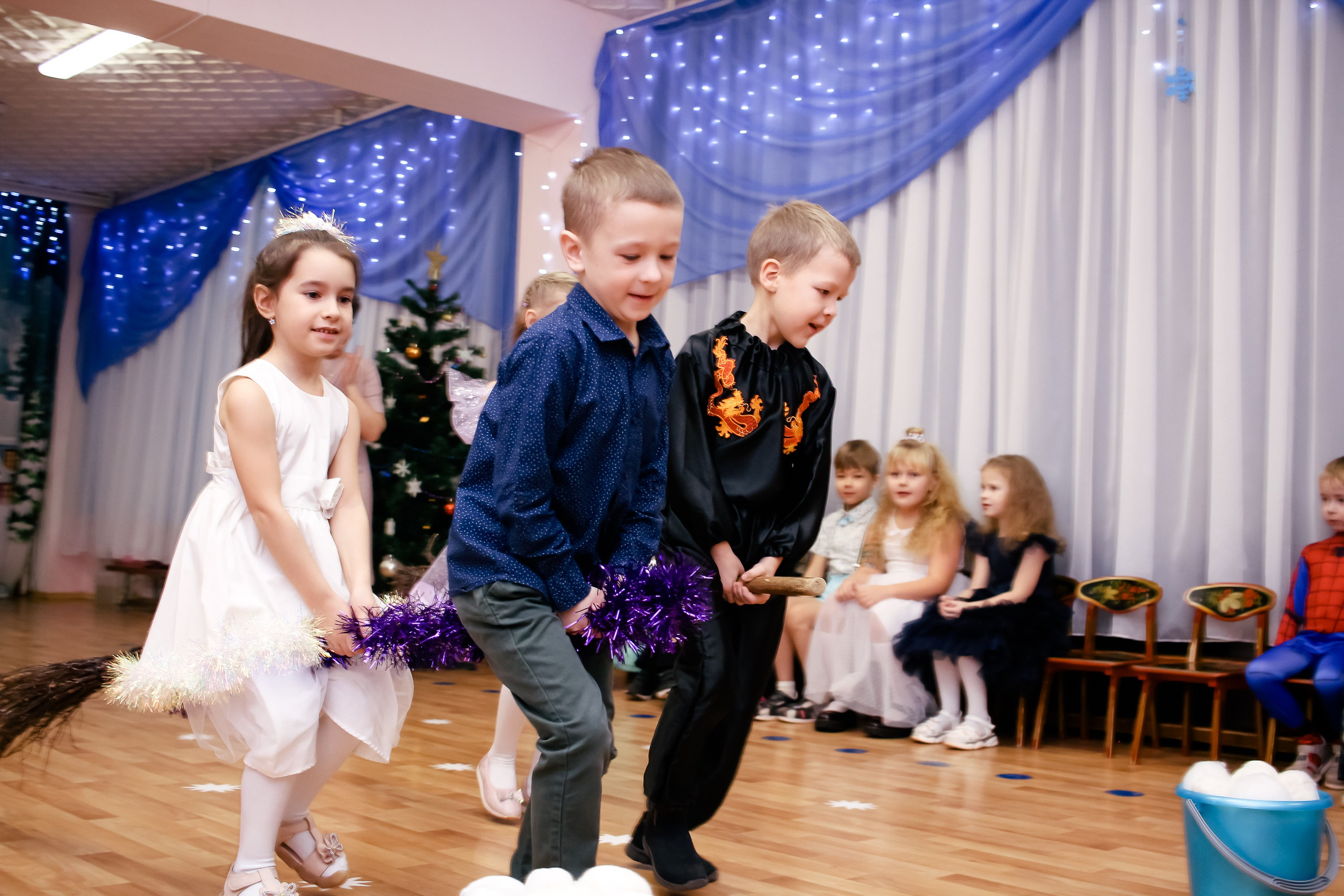 Новогодний утренник. Фотограф Великий Новгород Татьяна Чиглинцева