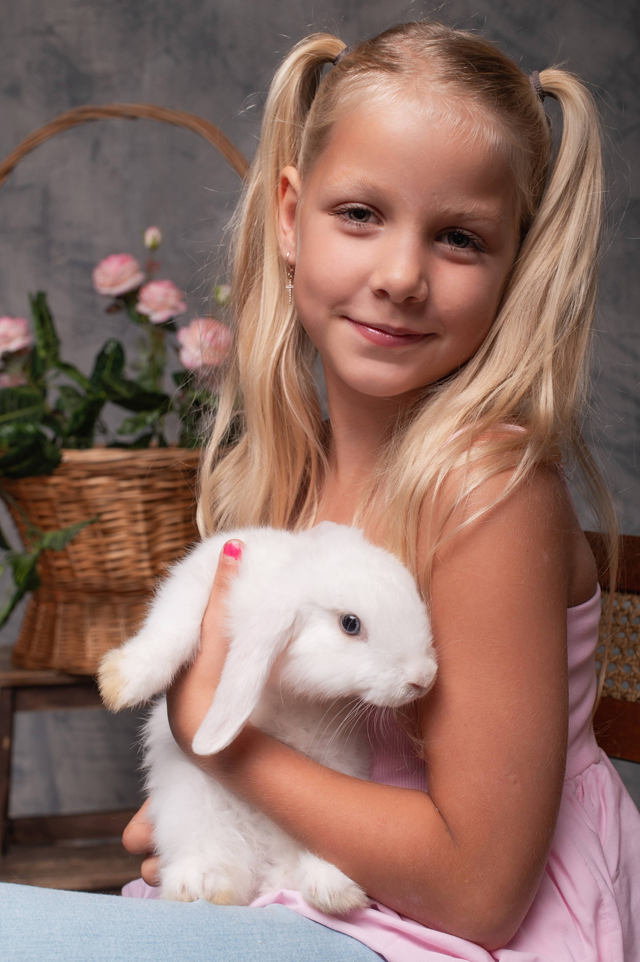 Дети и кролик. Детский фотограф в Новокузнецке Николай Чекалин