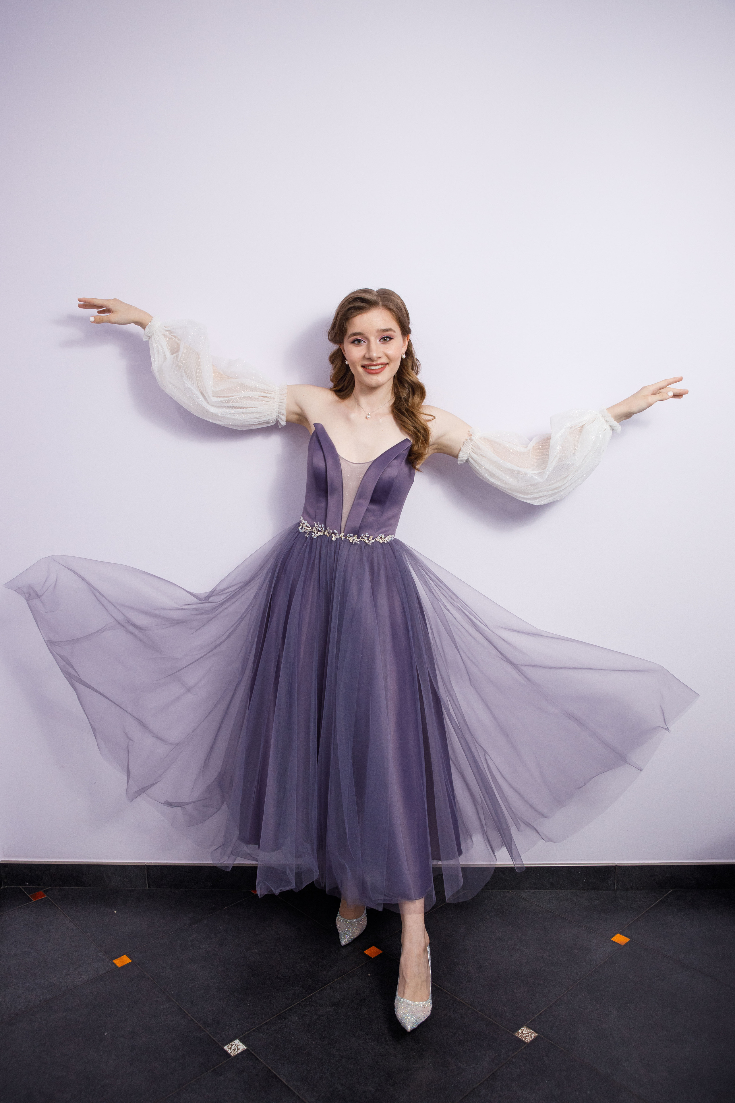 Выпускной Алёны. 11 класс. Галич Хол. Фотограф Андрей Баксов