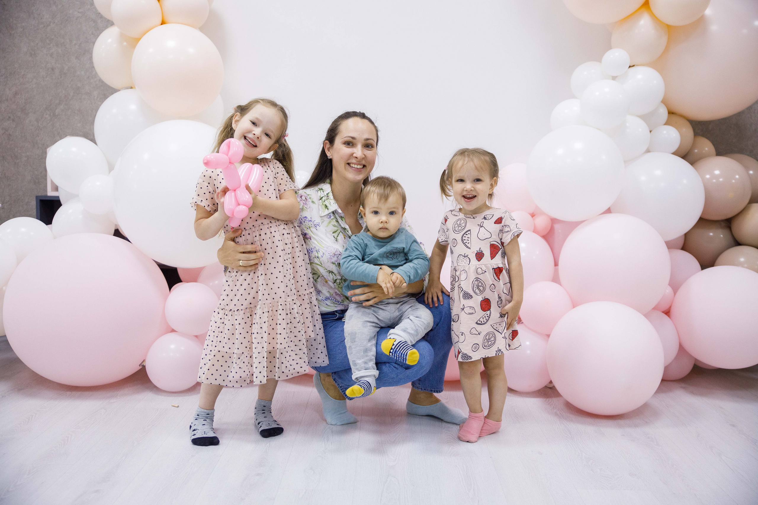 ДР Лизы и Таси. Домик в облаках. Фотограф Андрей Баксов