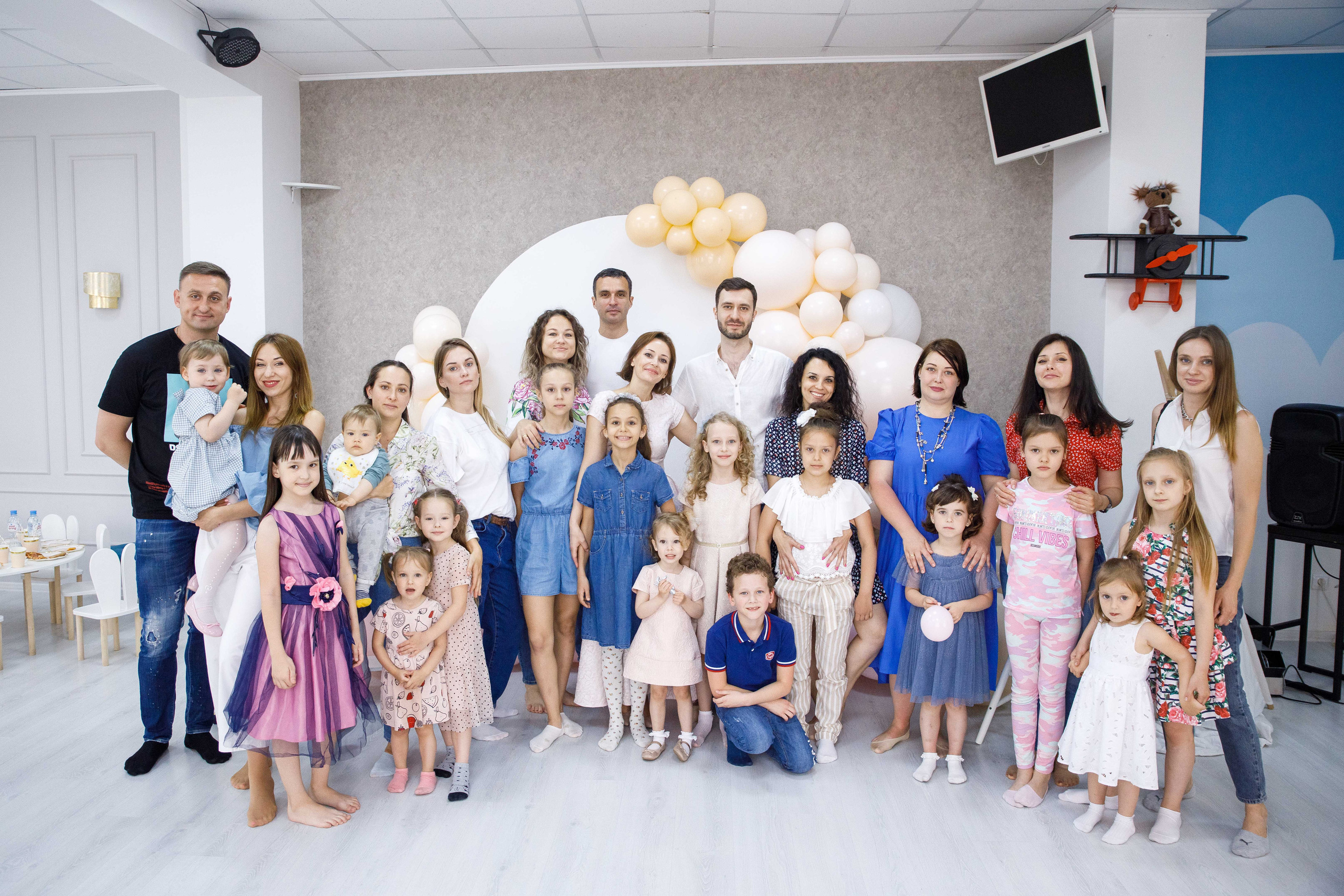 ДР Лизы и Таси. Домик в облаках. Фотограф Андрей Баксов