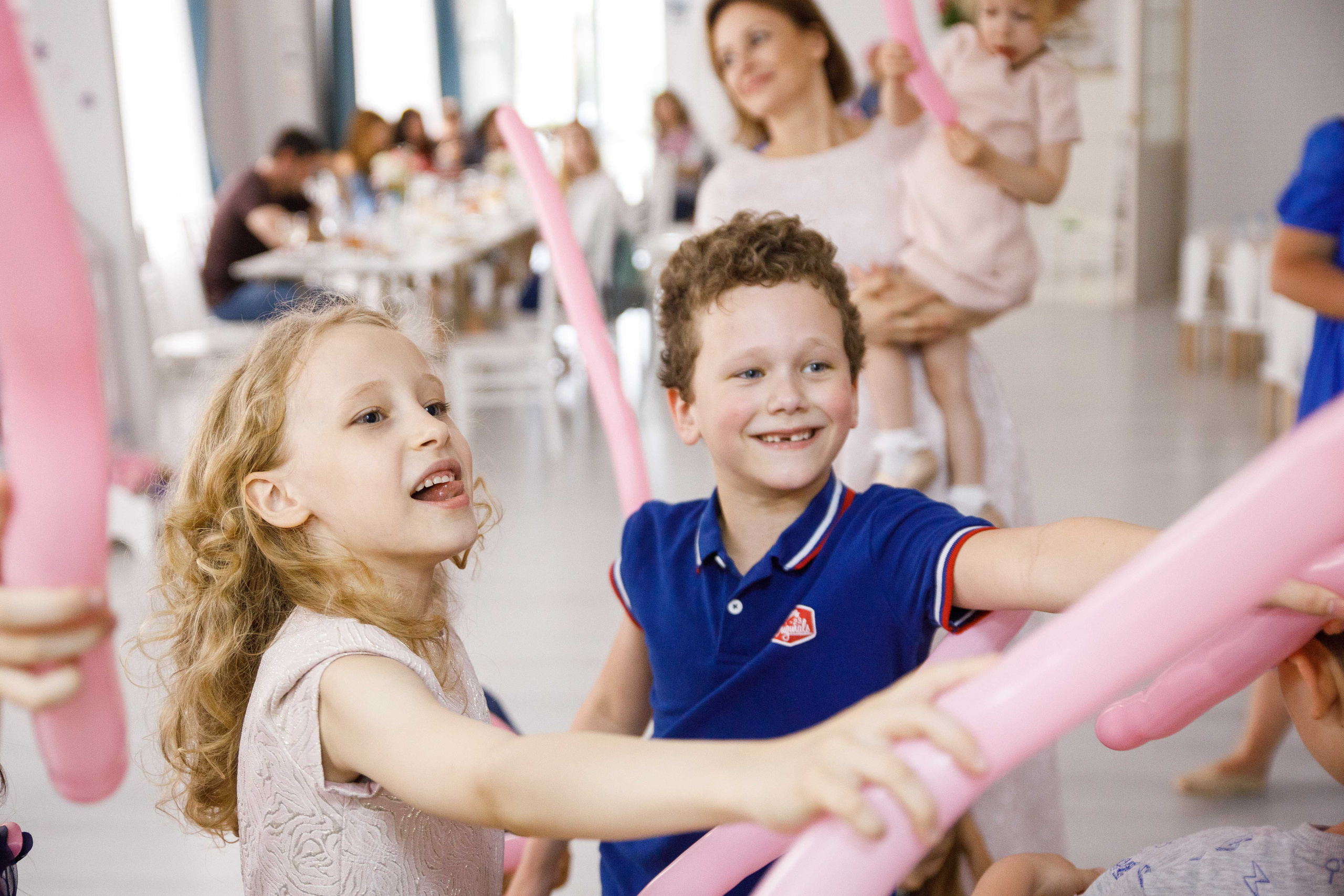 ДР Лизы и Таси. Домик в облаках. Фотограф Андрей Баксов