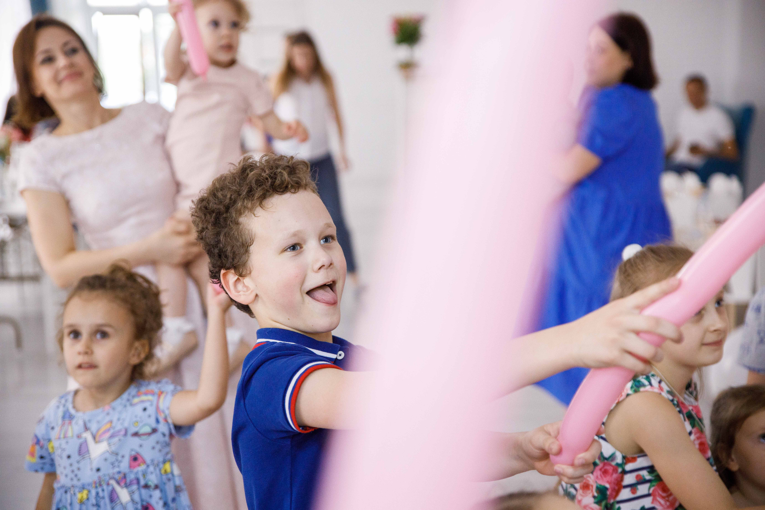ДР Лизы и Таси. Домик в облаках. Фотограф Андрей Баксов