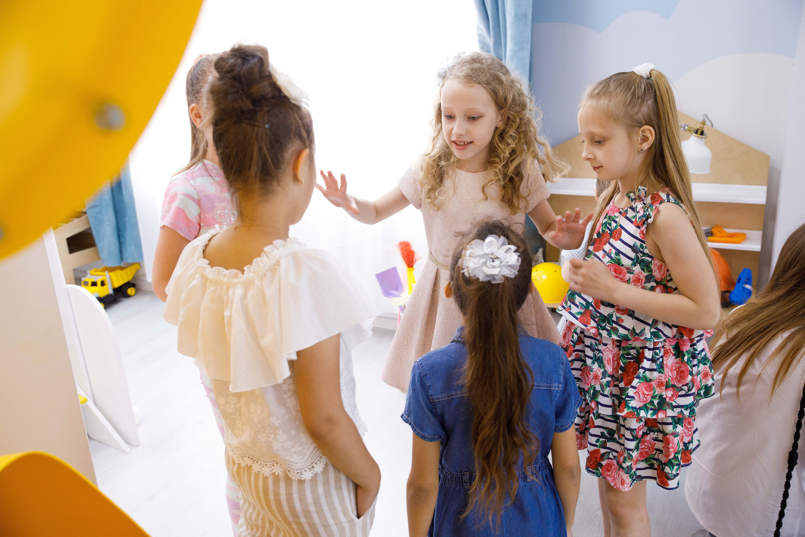 ДР Лизы и Таси. Домик в облаках. Фотограф Андрей Баксов