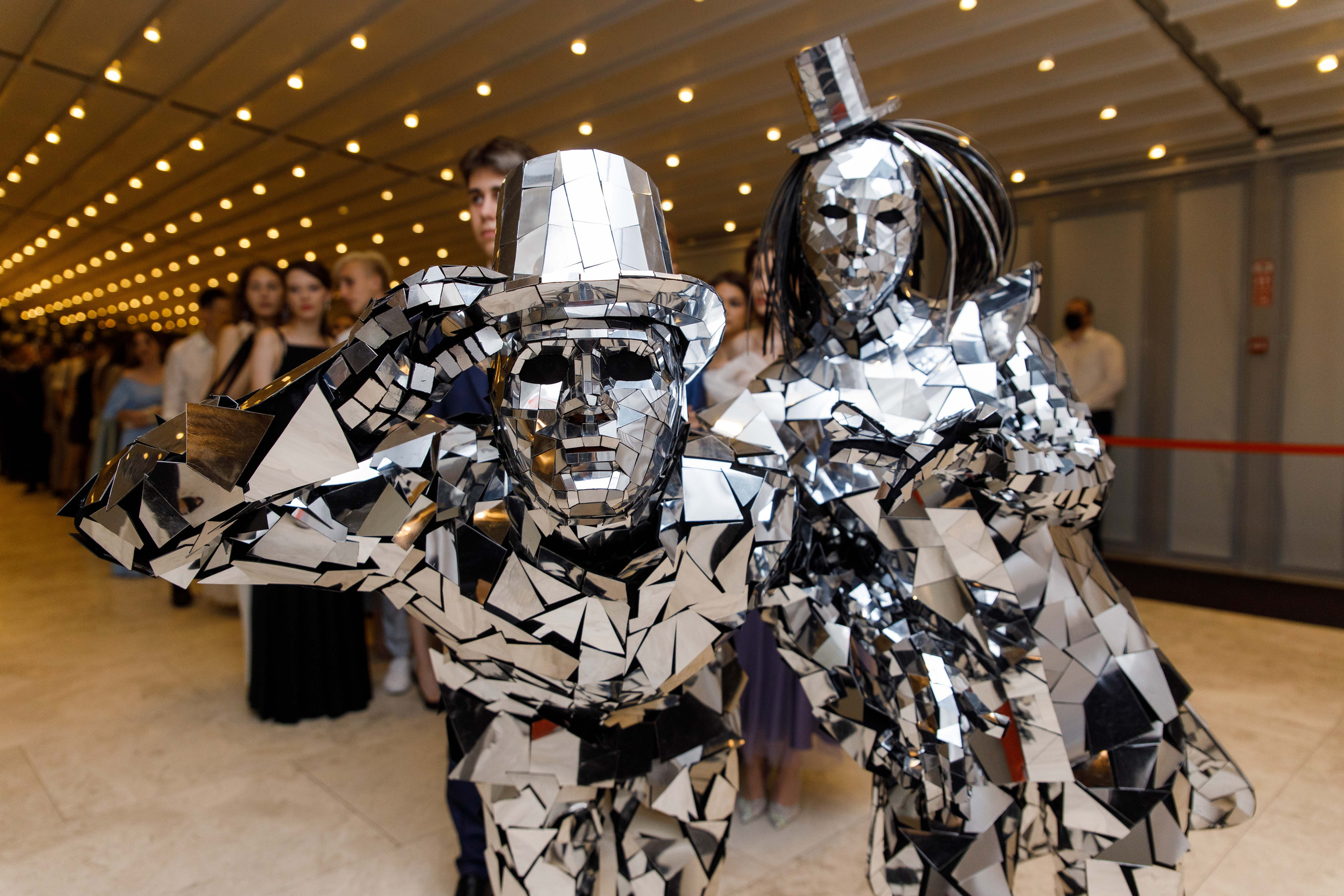 Выпускной Алёны. 11 класс. Галич Хол. Фотограф Андрей Баксов