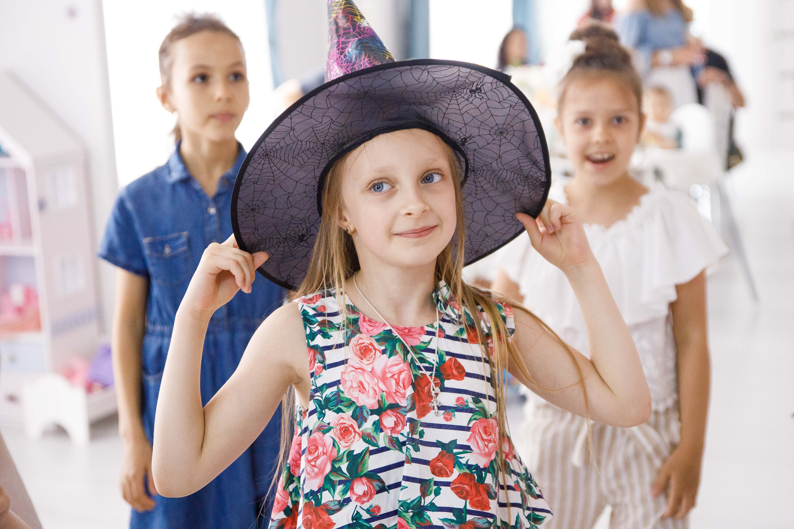 ДР Лизы и Таси. Домик в облаках. Фотограф Андрей Баксов