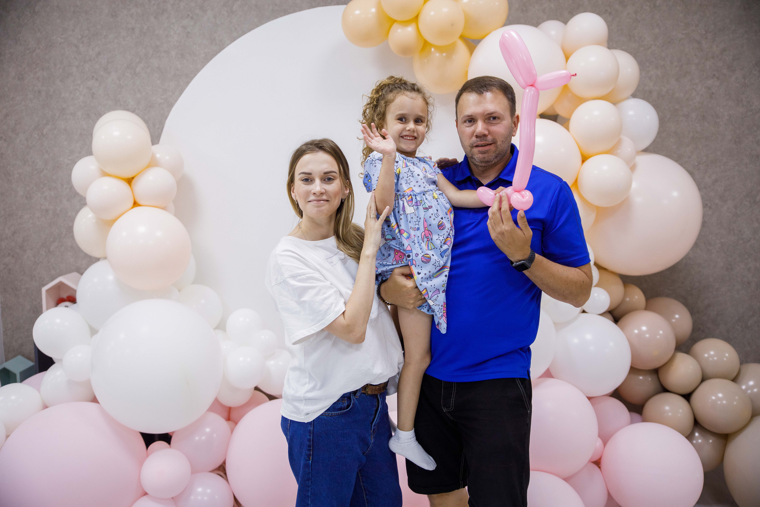 ДР Лизы и Таси. Домик в облаках. Фотограф Андрей Баксов