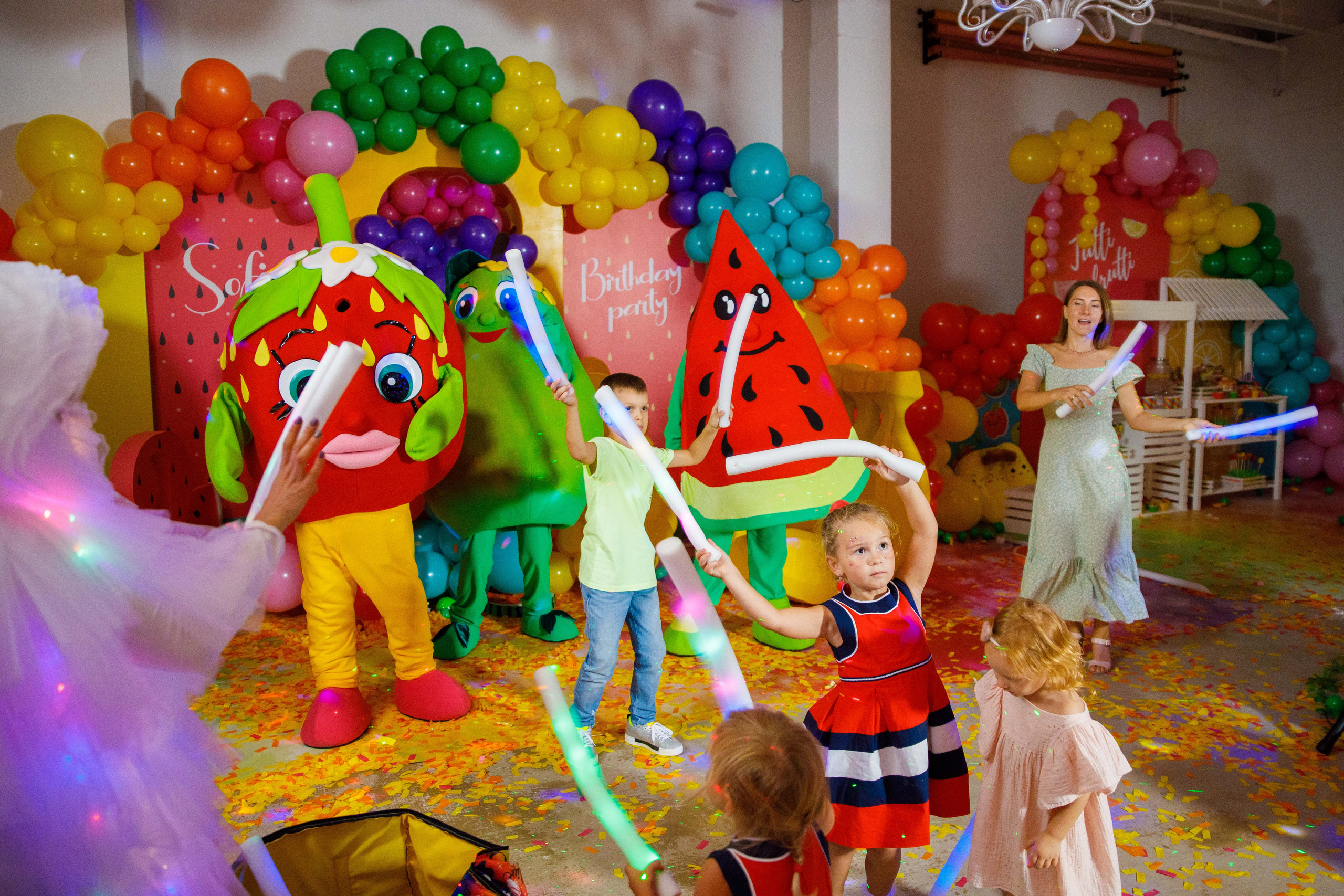 ДР Софии. 3 года. Плюс белое. Фотограф Андрей Баксов