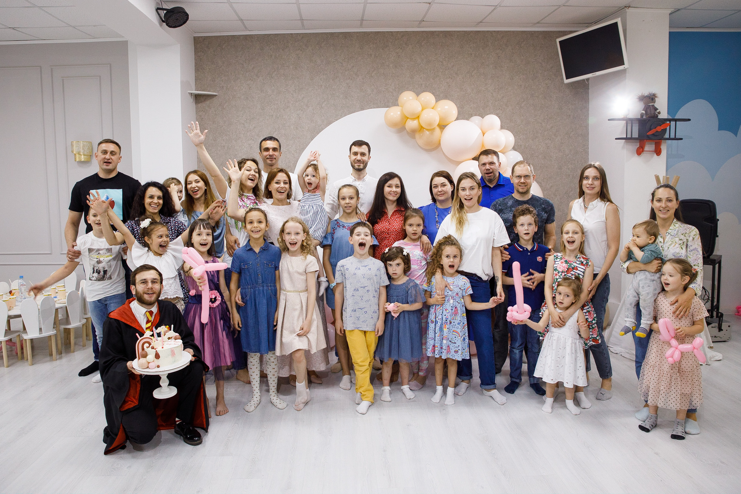 ДР Лизы и Таси. Домик в облаках. Фотограф Андрей Баксов