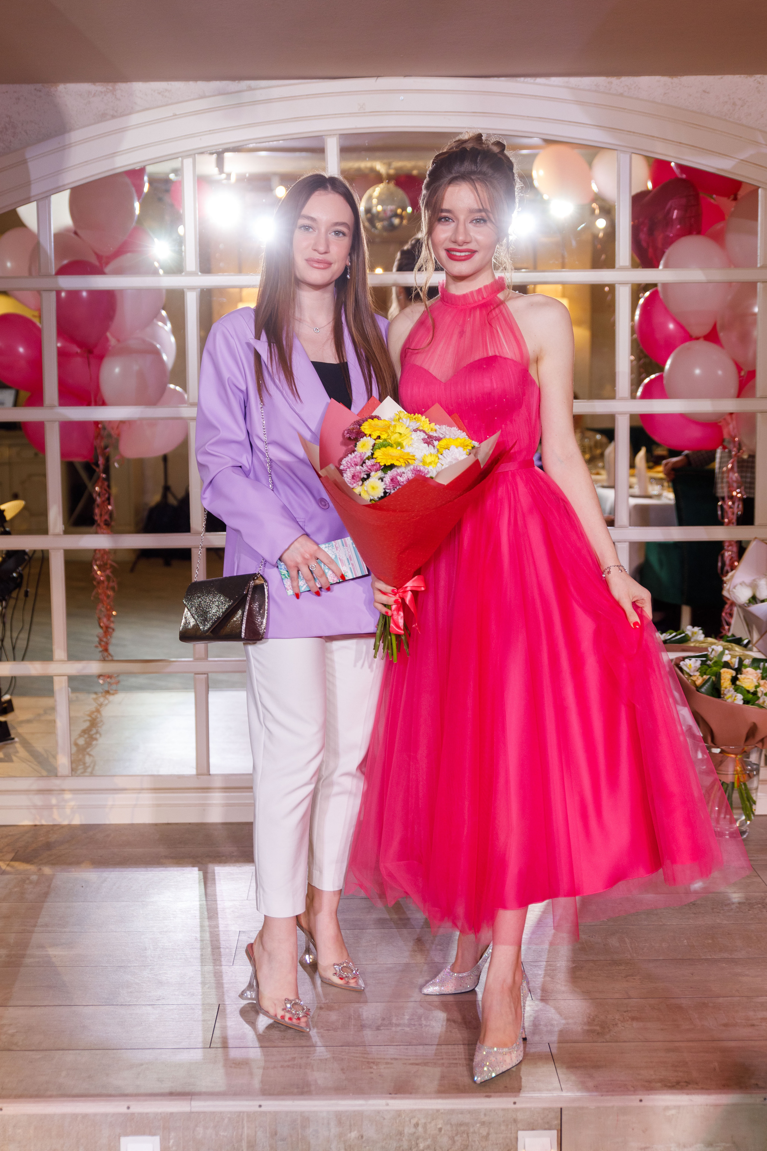 ДР Алёны. 18 лет. Ресторан Чо-Чо. Фотограф Андрей Баксов