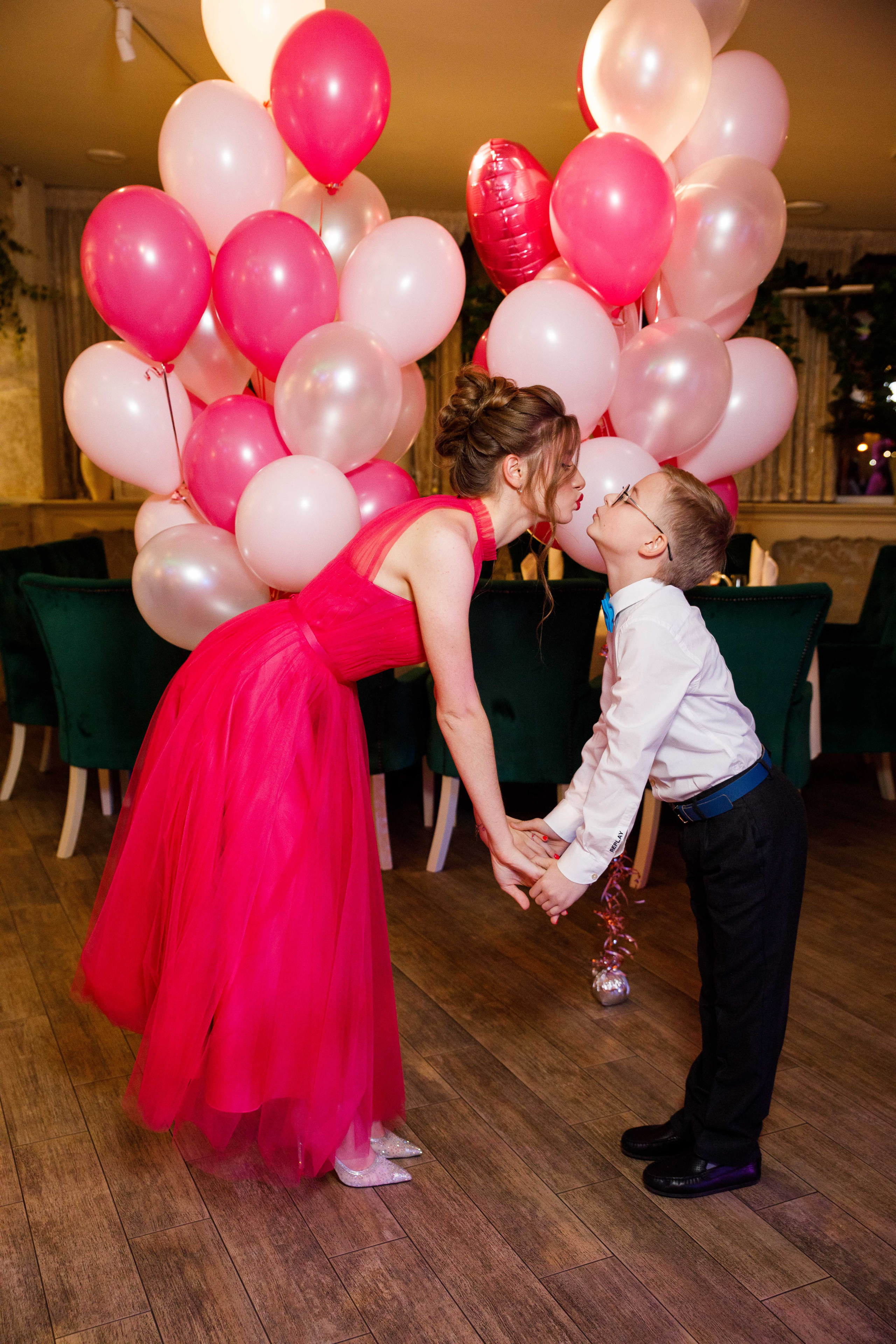 ДР Алёны. 18 лет. Ресторан Чо-Чо. Фотограф Андрей Баксов