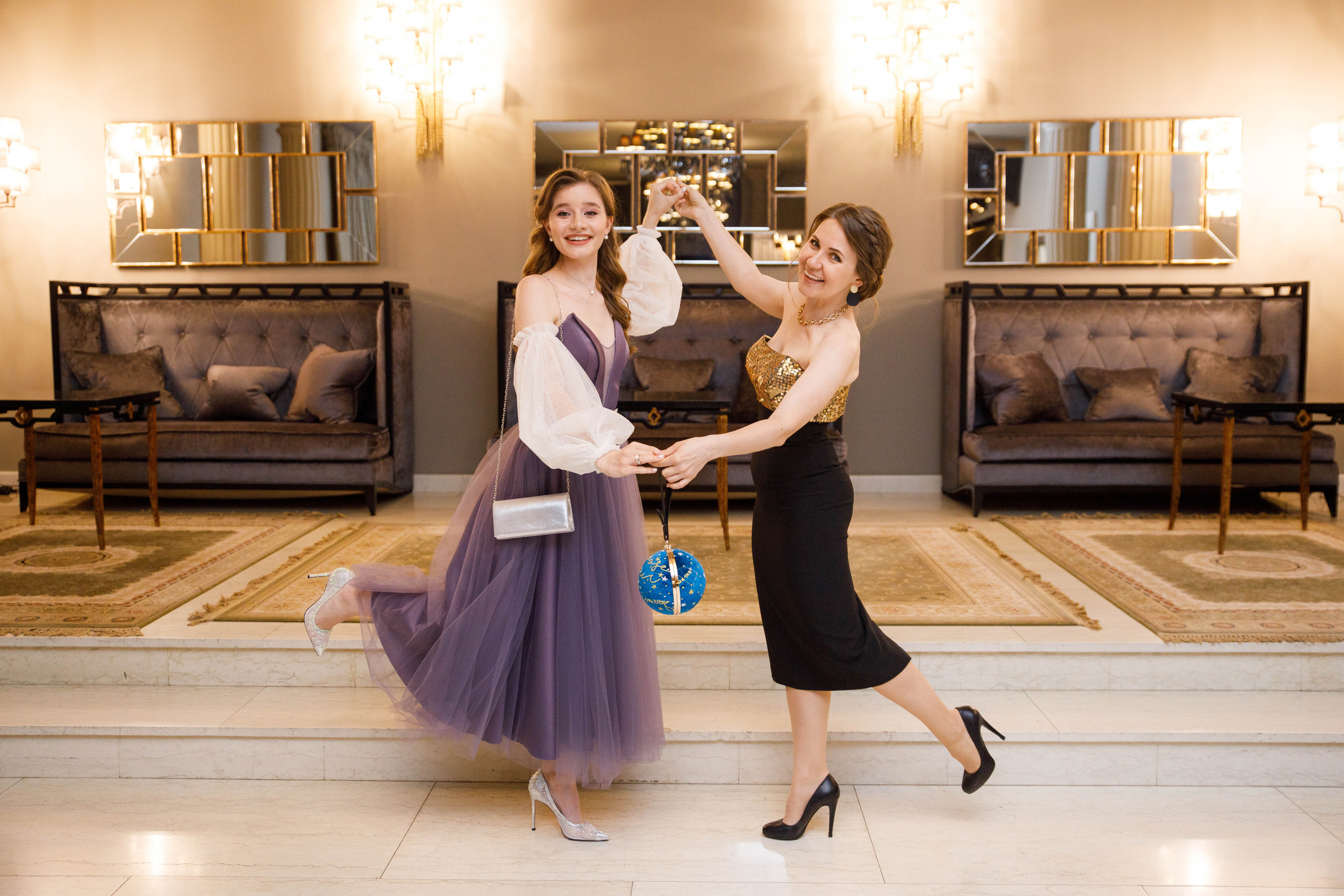 Выпускной Алёны. 11 класс. Галич Хол. Фотограф Андрей Баксов