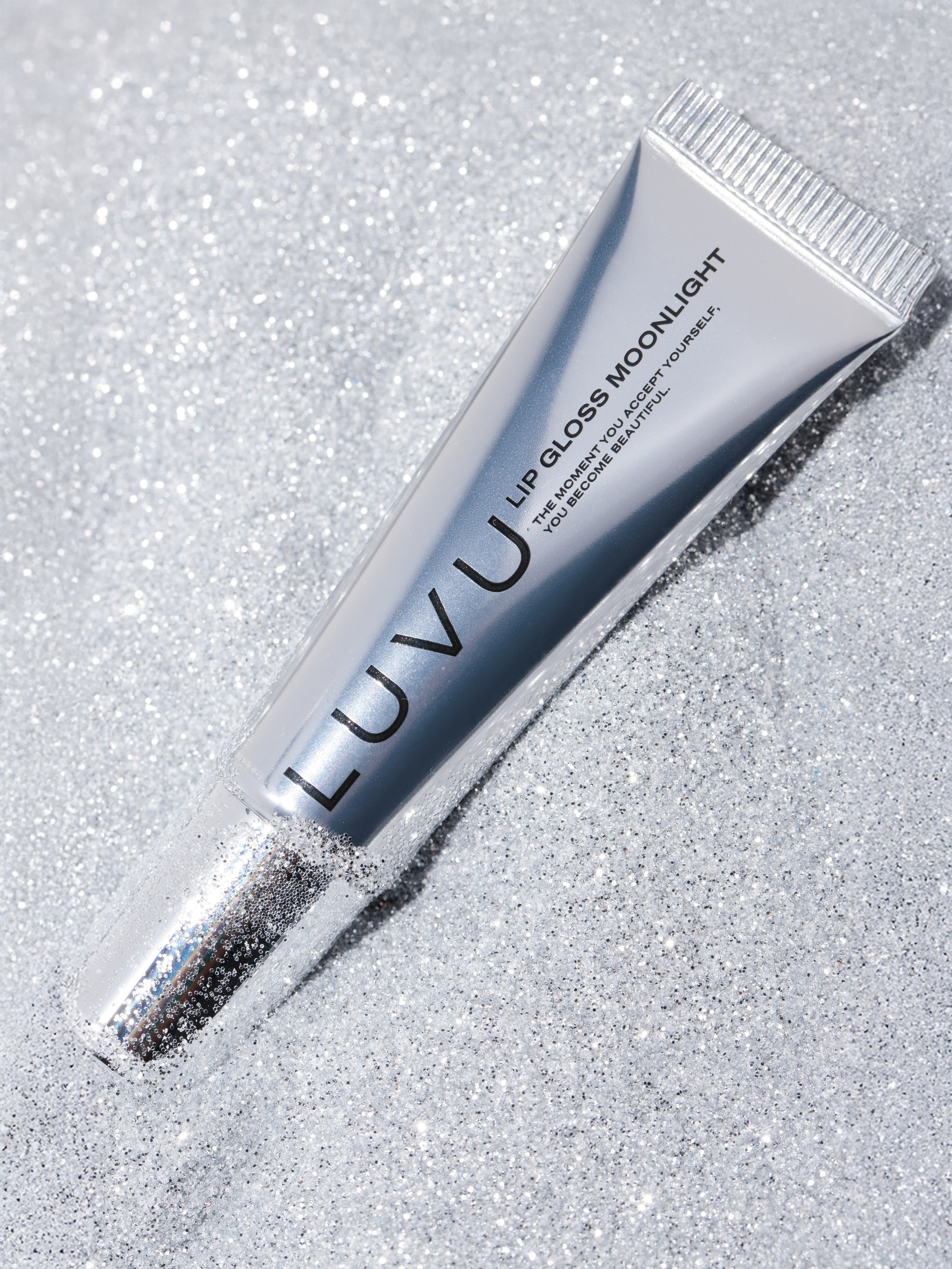 Съёмка в стиле эдиториал. Предметный и ювелирный фотограф в Санкт-Петербурге