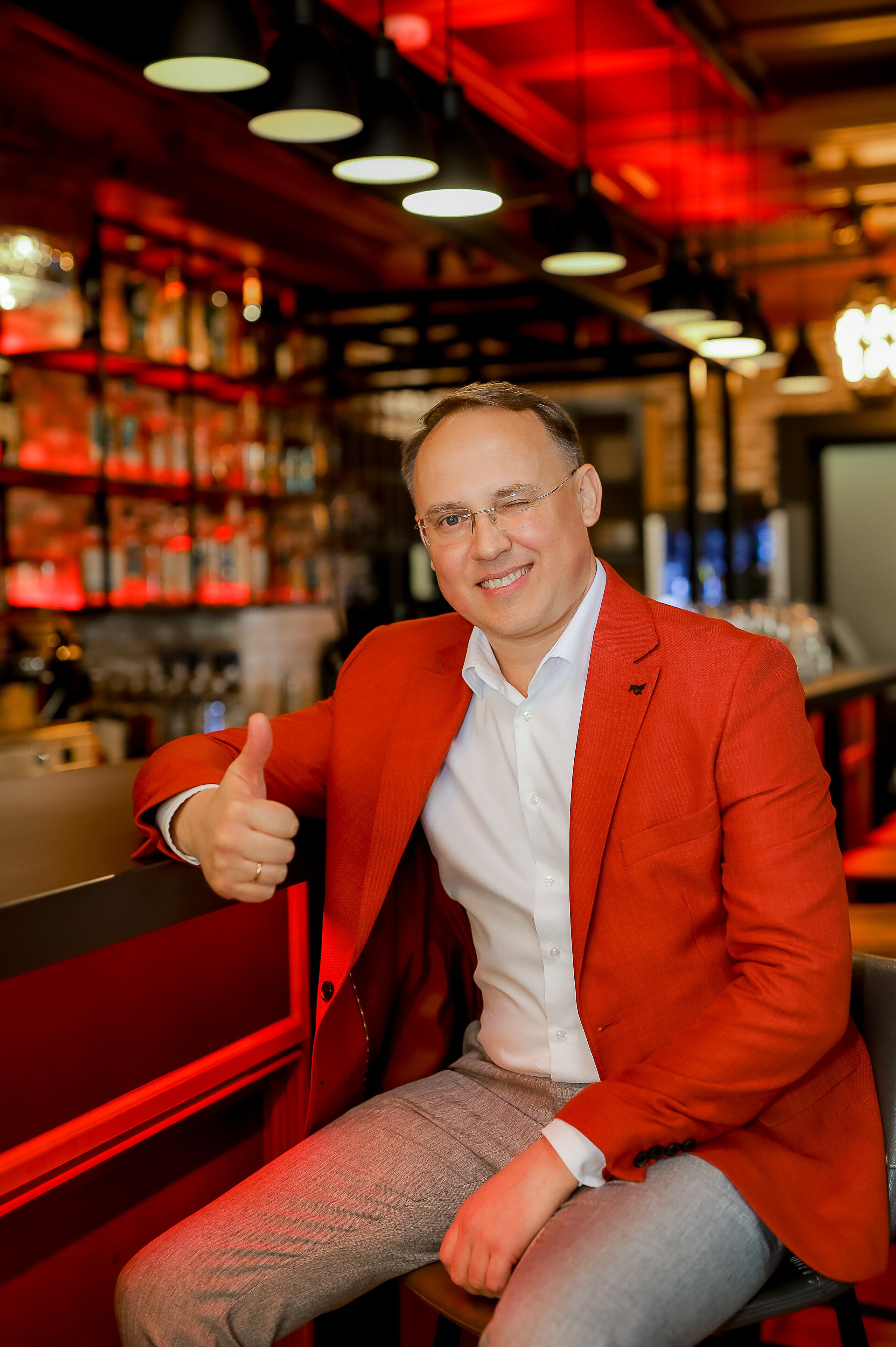 ЮРИЙ. 45 ЯРКИХ ИСТОРИЙ. Фотограф в Москве Ольга Колесникова