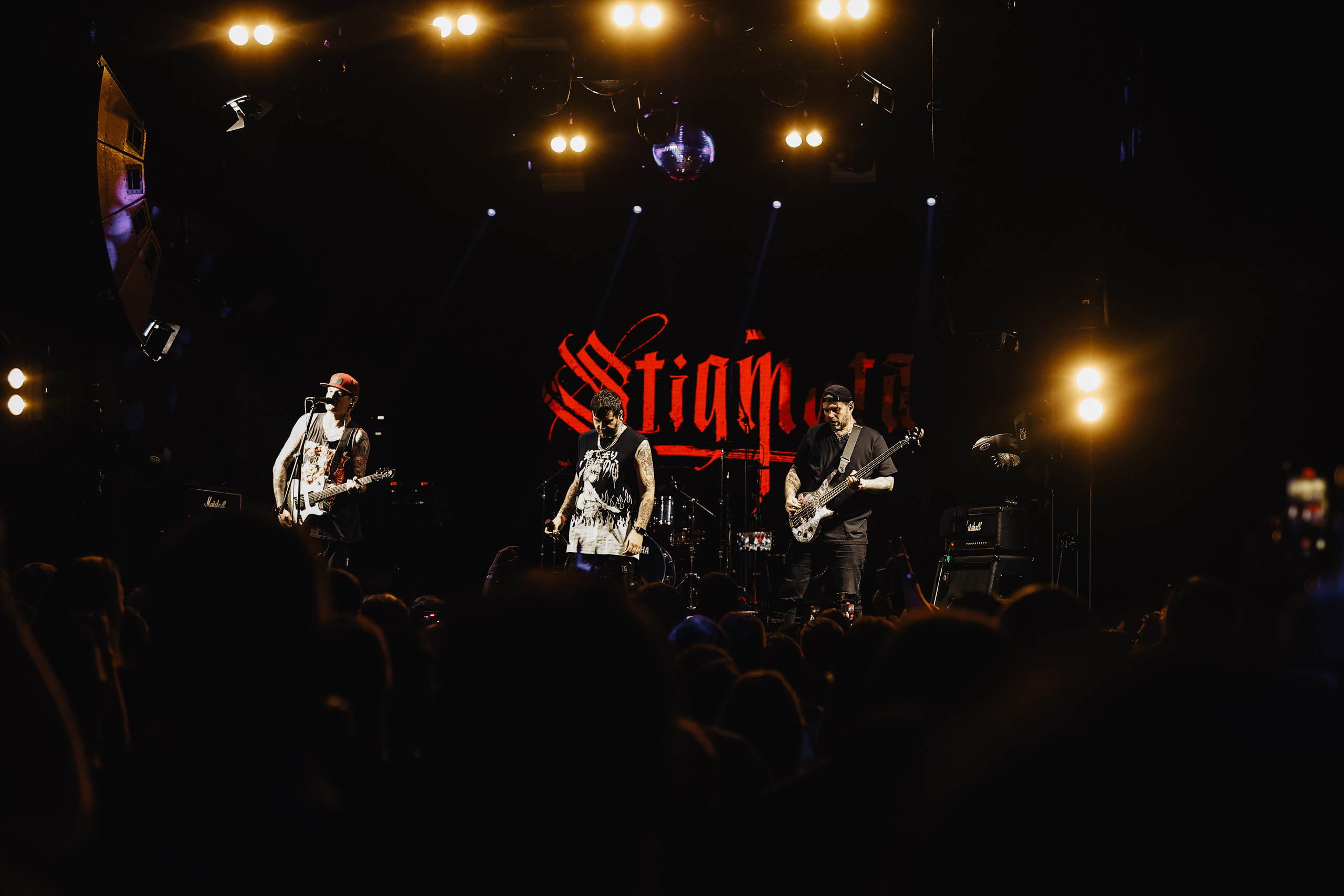 СЕНТЯБРЬ ГОРИТ @PRAVDA CLUB