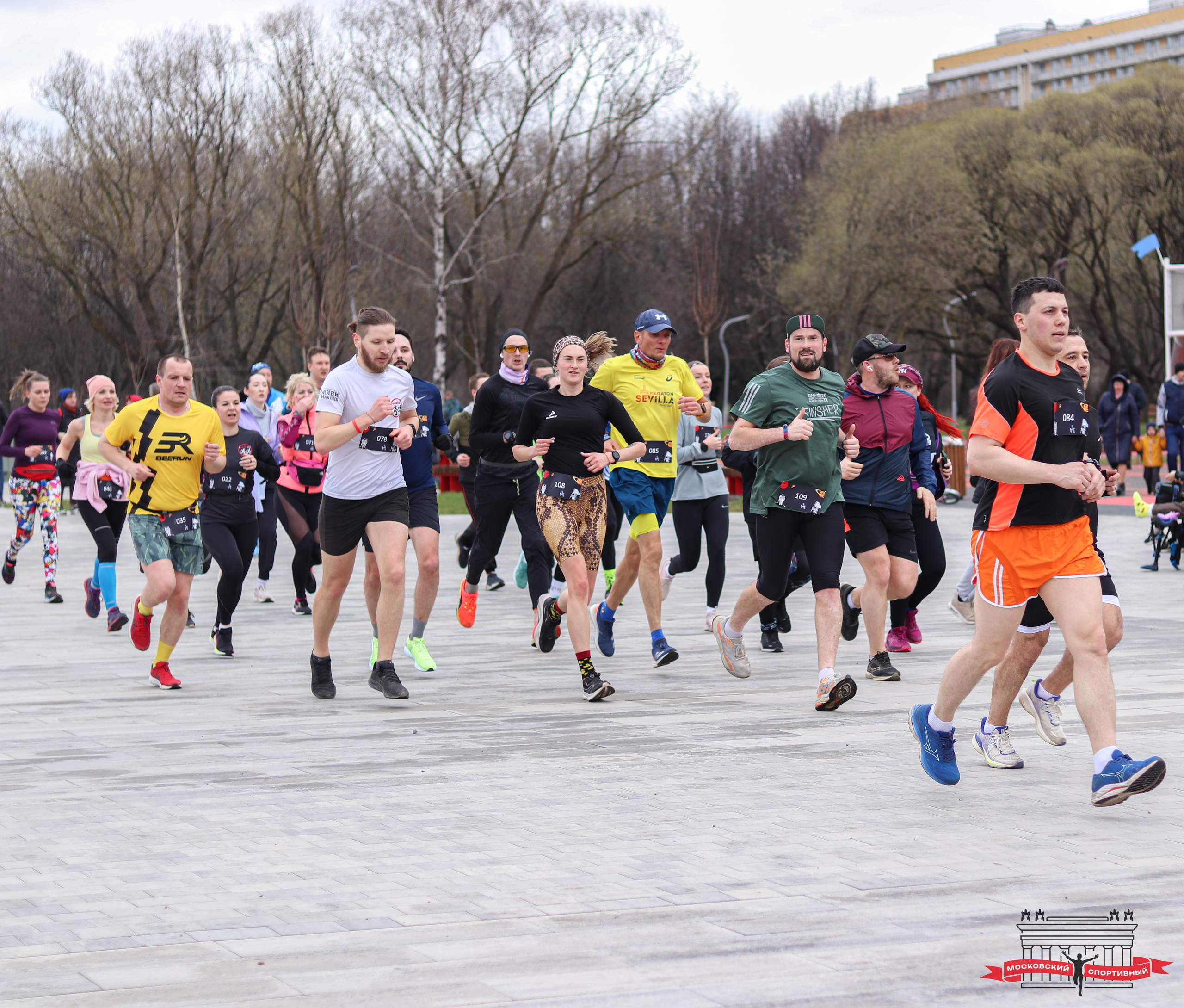Московский Спортивный «КОСМИЧЕСКИЙ RUNOFF». Ивентный фотограф в Санкт-Петербурге Олег Комков