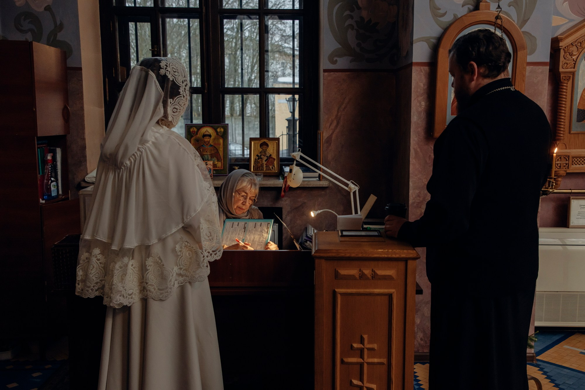 где крестить в ло спб, лучшие церкви для крещения, топ храмов спб, сколько стоит крещение, лучшие соборы для крестин крещения, какой храм выбрать, цена крещение спб, фотограф на крещение санкт петербург