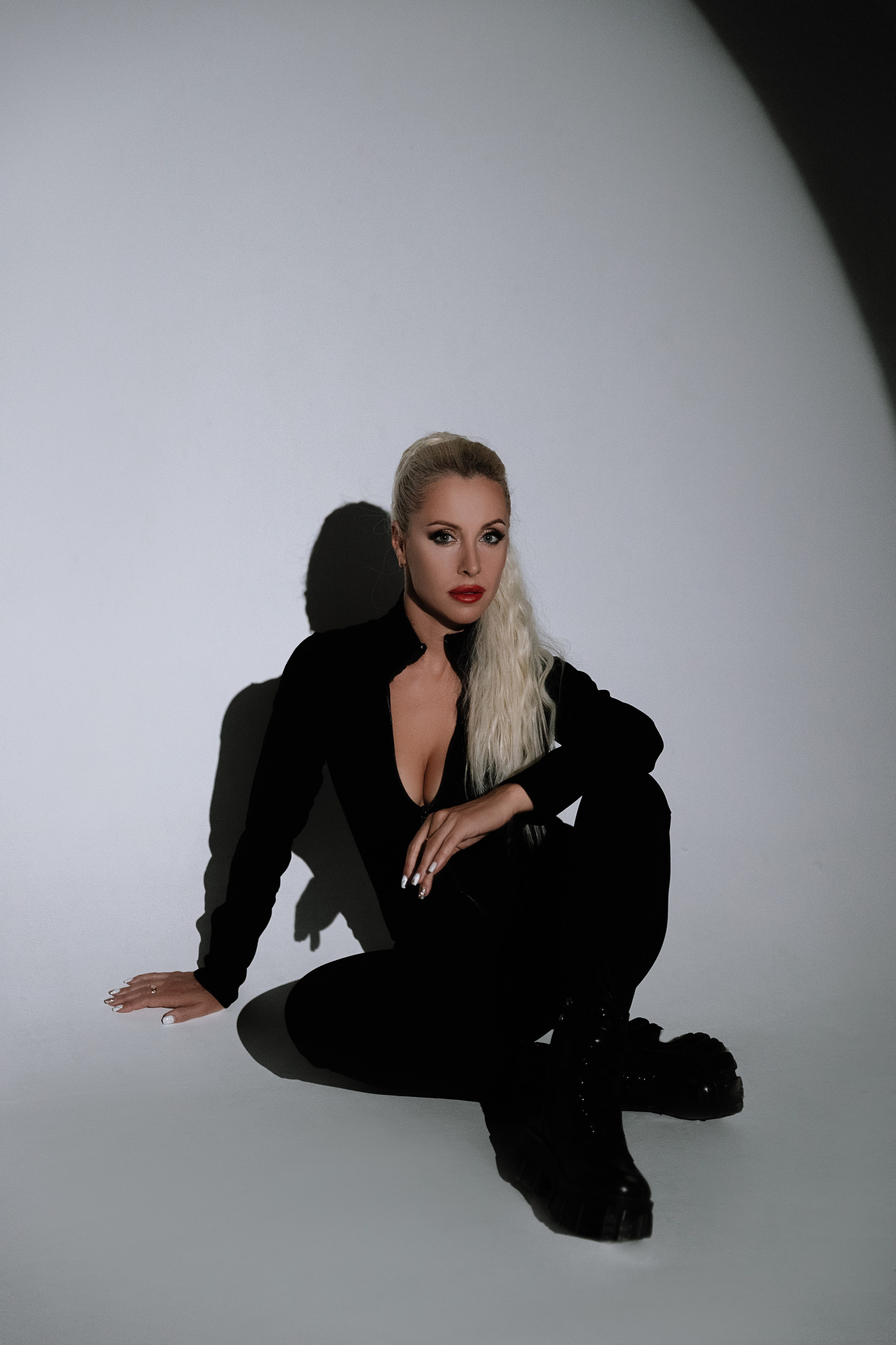 фотосессия с масками гобо, маски Гобо, маски, фотосессия в студии, фотограф в Москве, фотограф в Орехово-Зуево, фотограф в Балашихе, фотограф в Железнодорожном 