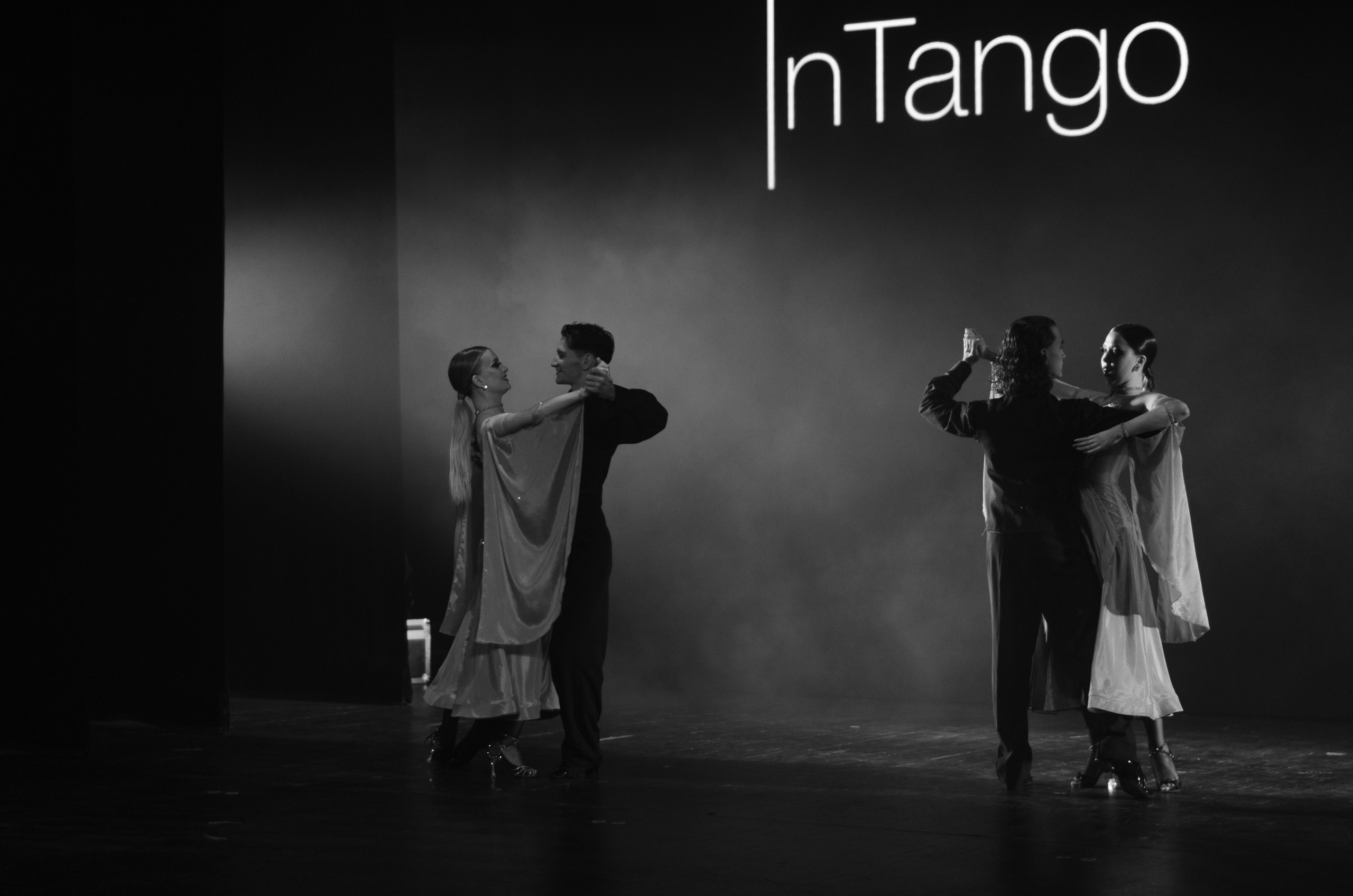 Фоторепортаж танцевального мероприятия. Денисова Аля — фотограф для парных съемок и индивидуальных историй в Барнауле