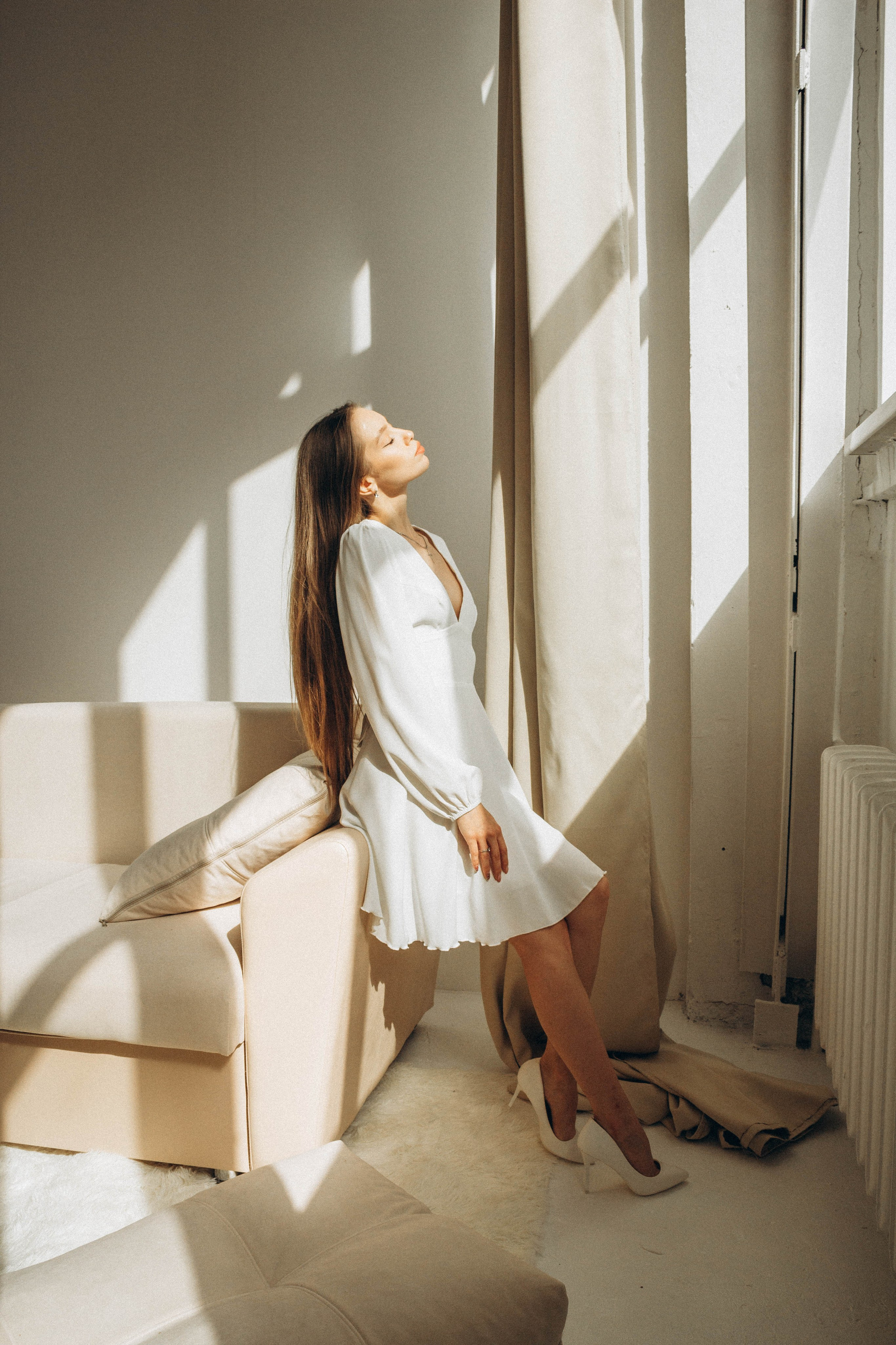 Alice. Я — Алёна и я фотографирую красиво (е)