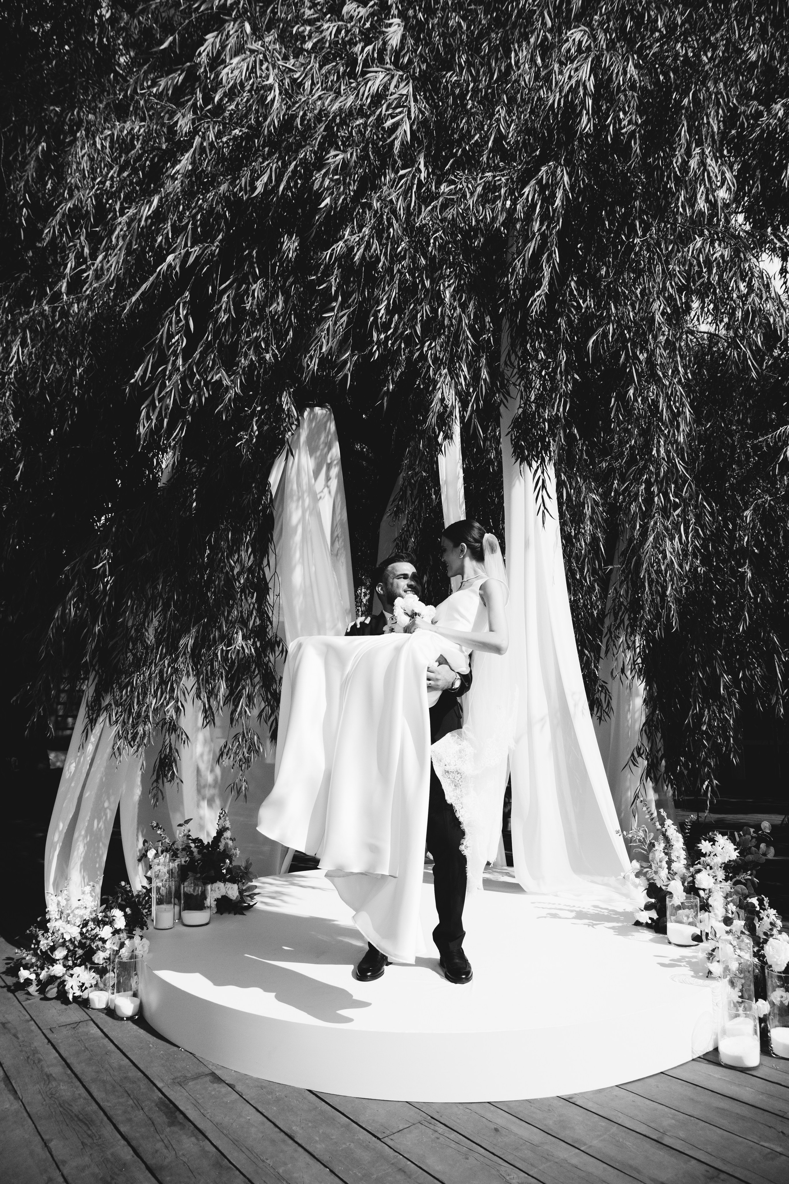 13 августа 2025: Михаил и Полина — начало семейного счастья. Фотограф Семён Гнеушев