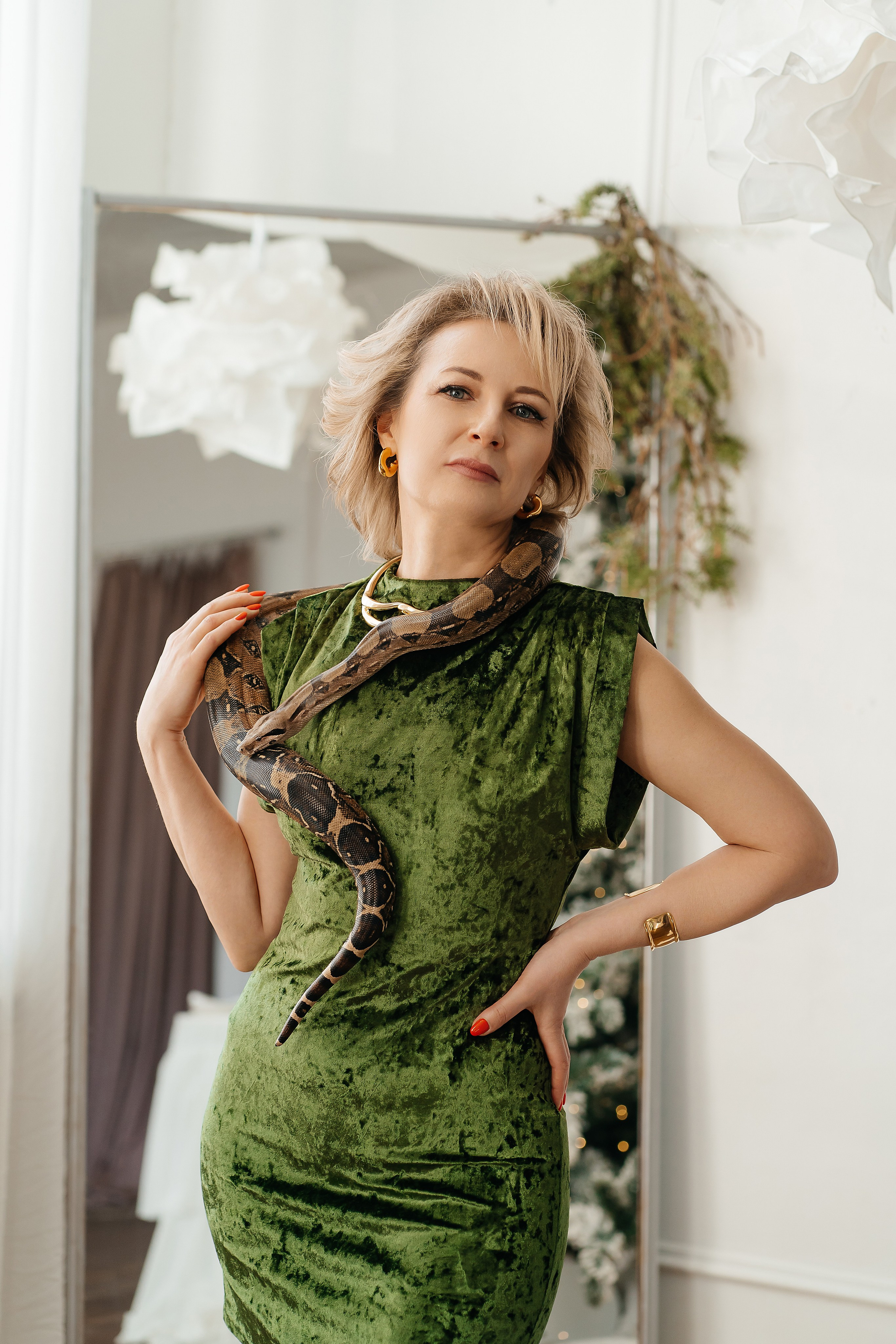 Виктория со змеей. Фотограф Ларионова Надежда|Ставрополь