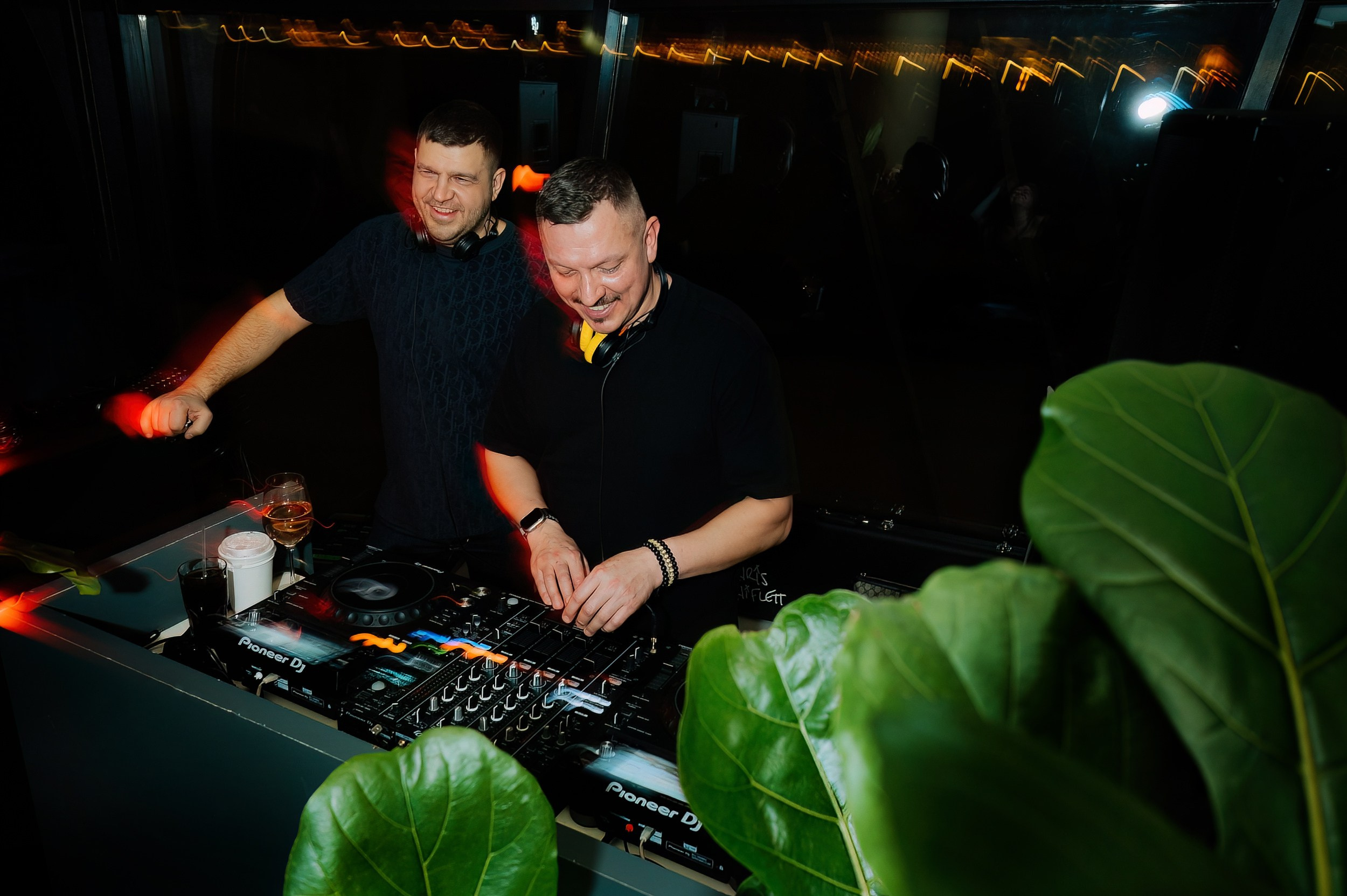 День Рождения DJ Андрей Вакуленко в Магадан. Коммерческий фотограф в Санкт-Петербурге Анна Кобзарь