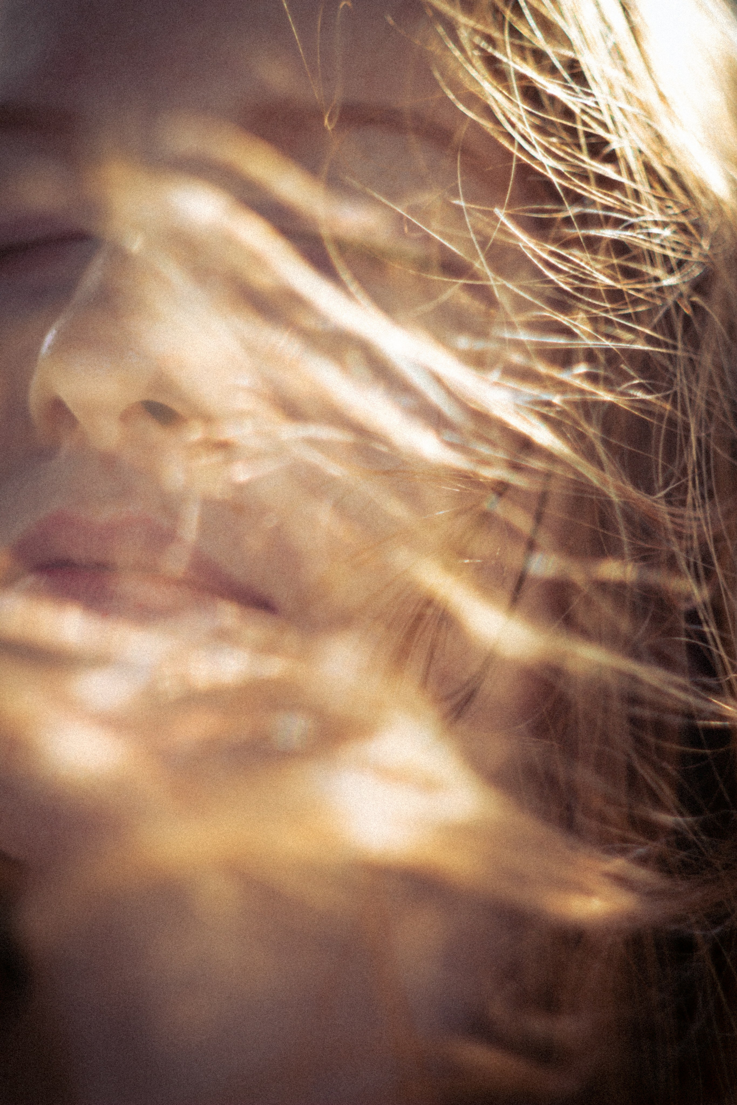 Платье в горошек. • Фотограф Александра Светозар Алчевск •