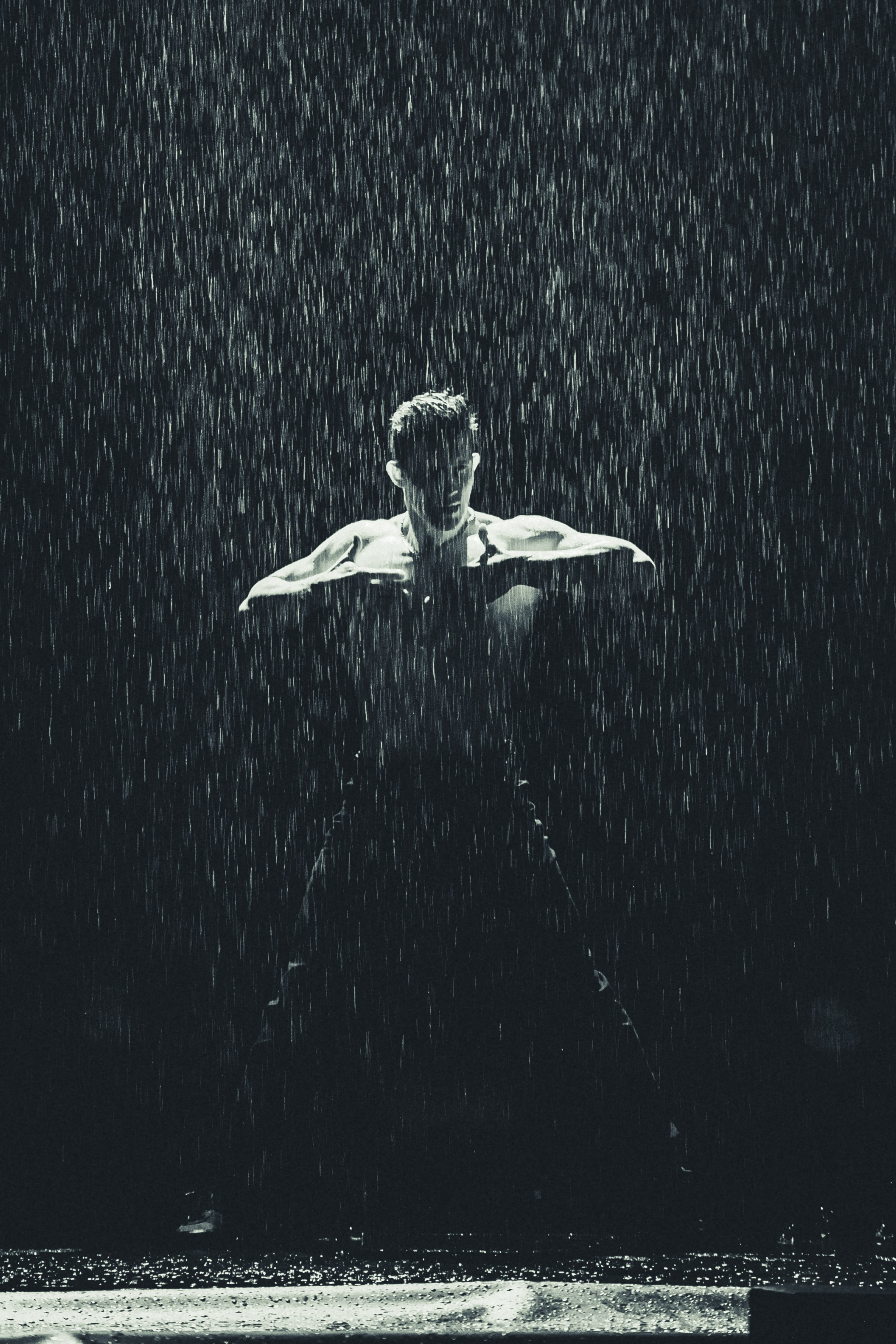 Шоу под дождем, Гранд Холл Сибирь, 20.02.2026. Фотограф Регина Крикунова г. Красноярск